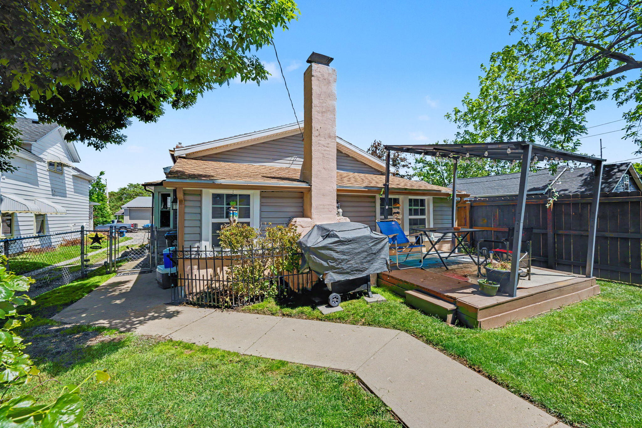 413 1st, Tipp City, Ohio 45371