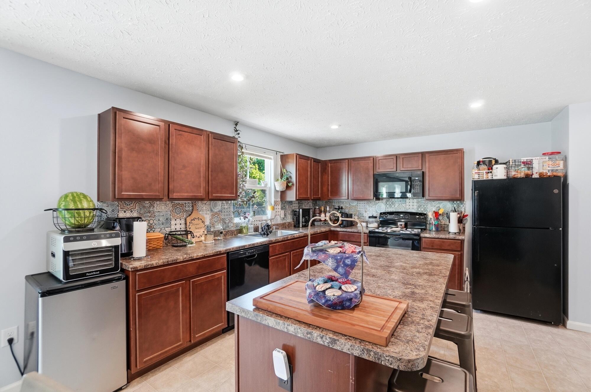 310 Golden Gate, Springfield, Ohio 45505