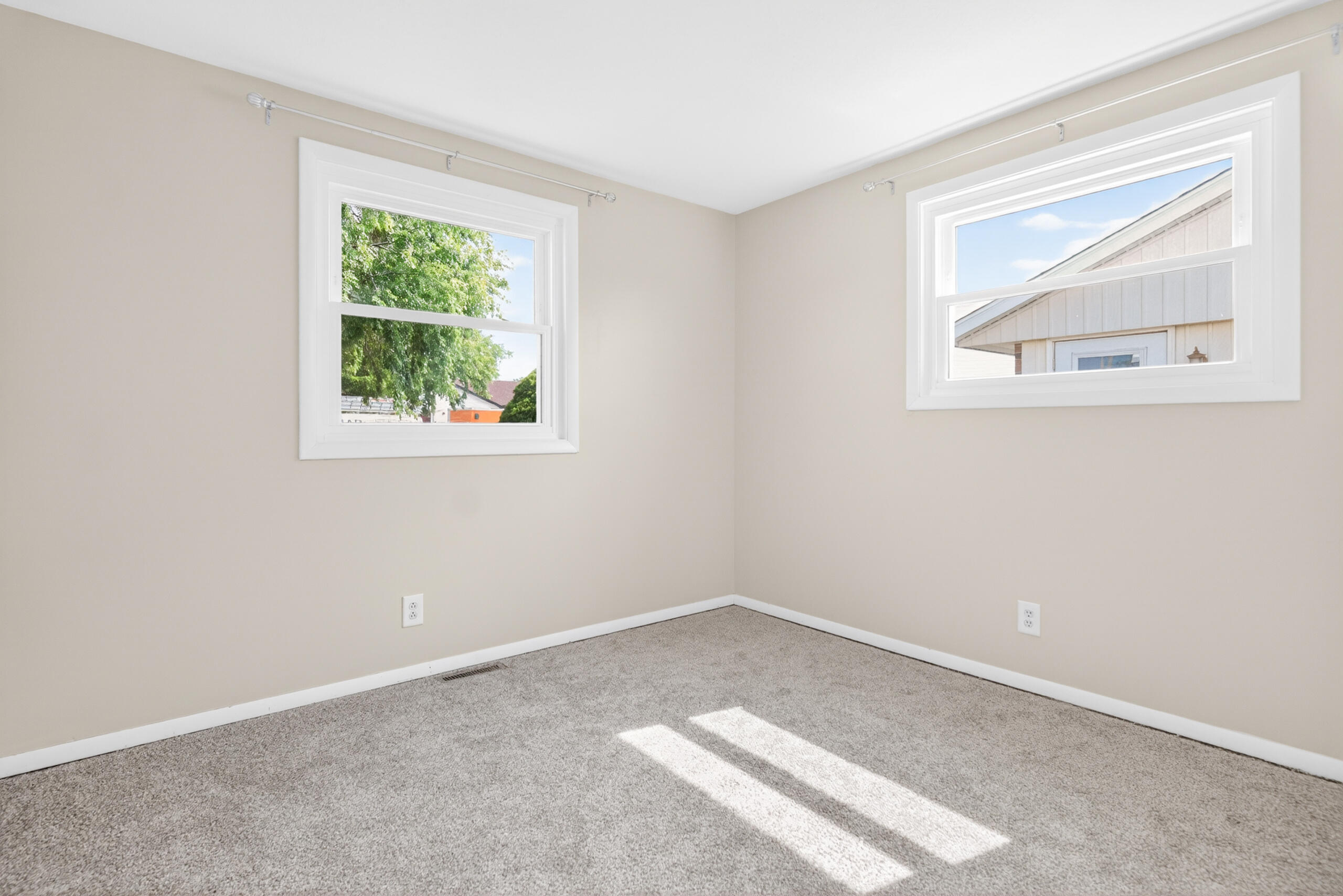 1819 Robert, Sidney, Ohio 45365