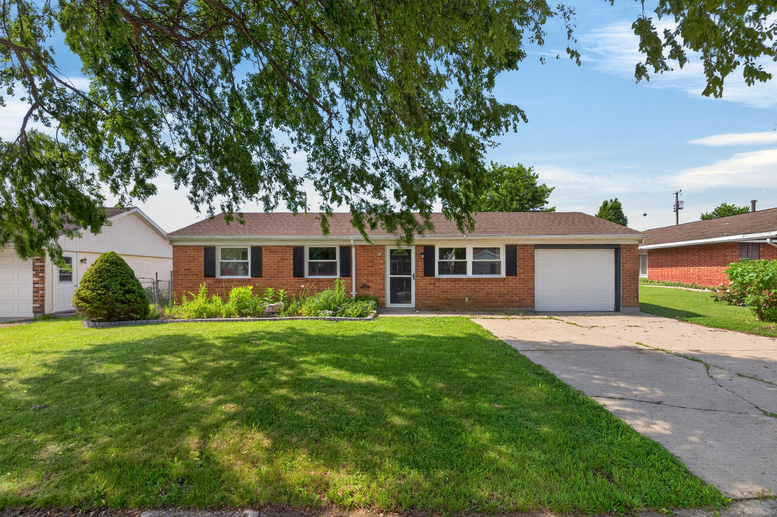 1819 Robert, Sidney, Ohio 45365