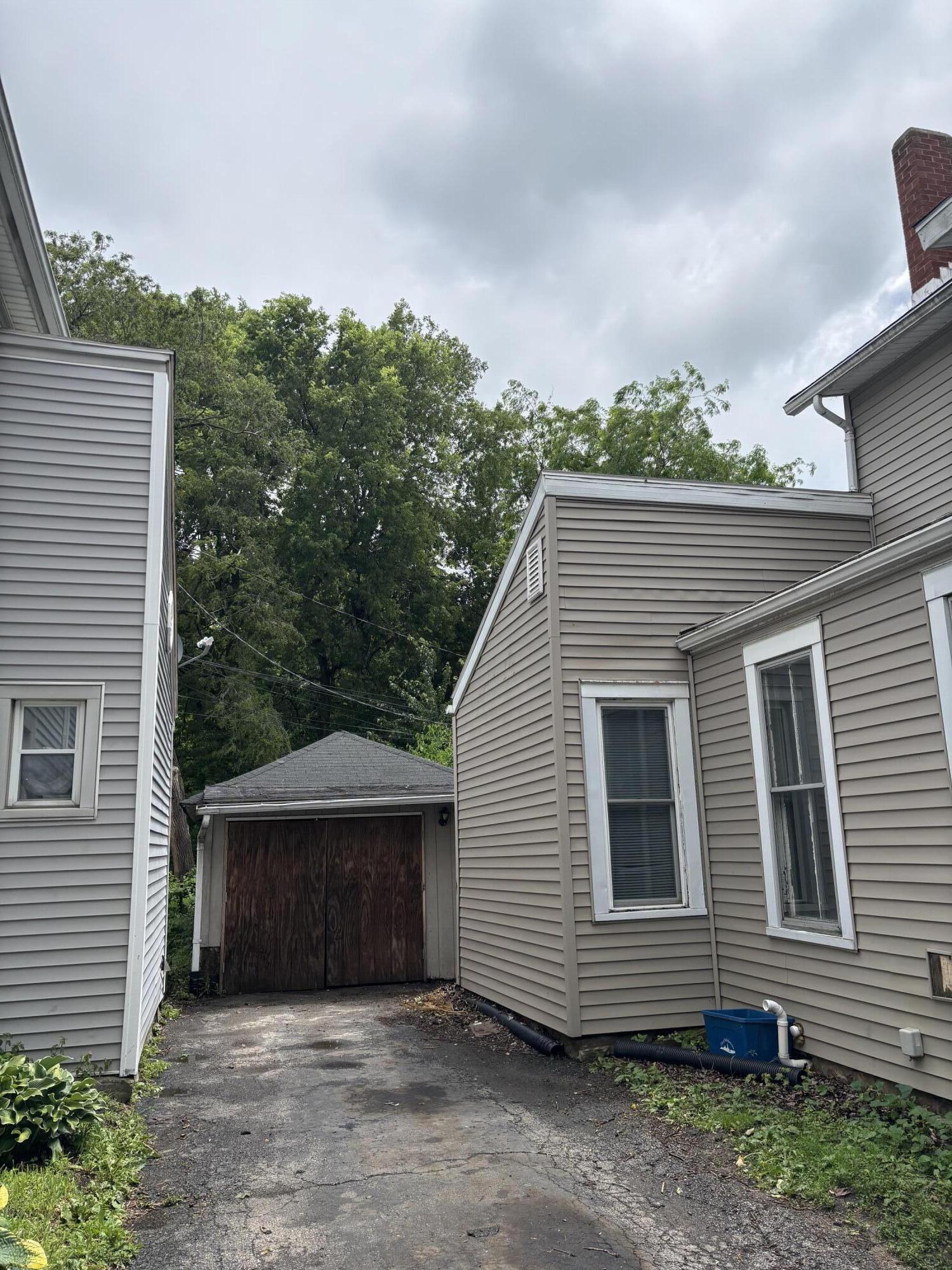 209 Madriver, Bellefontaine, Ohio 43311