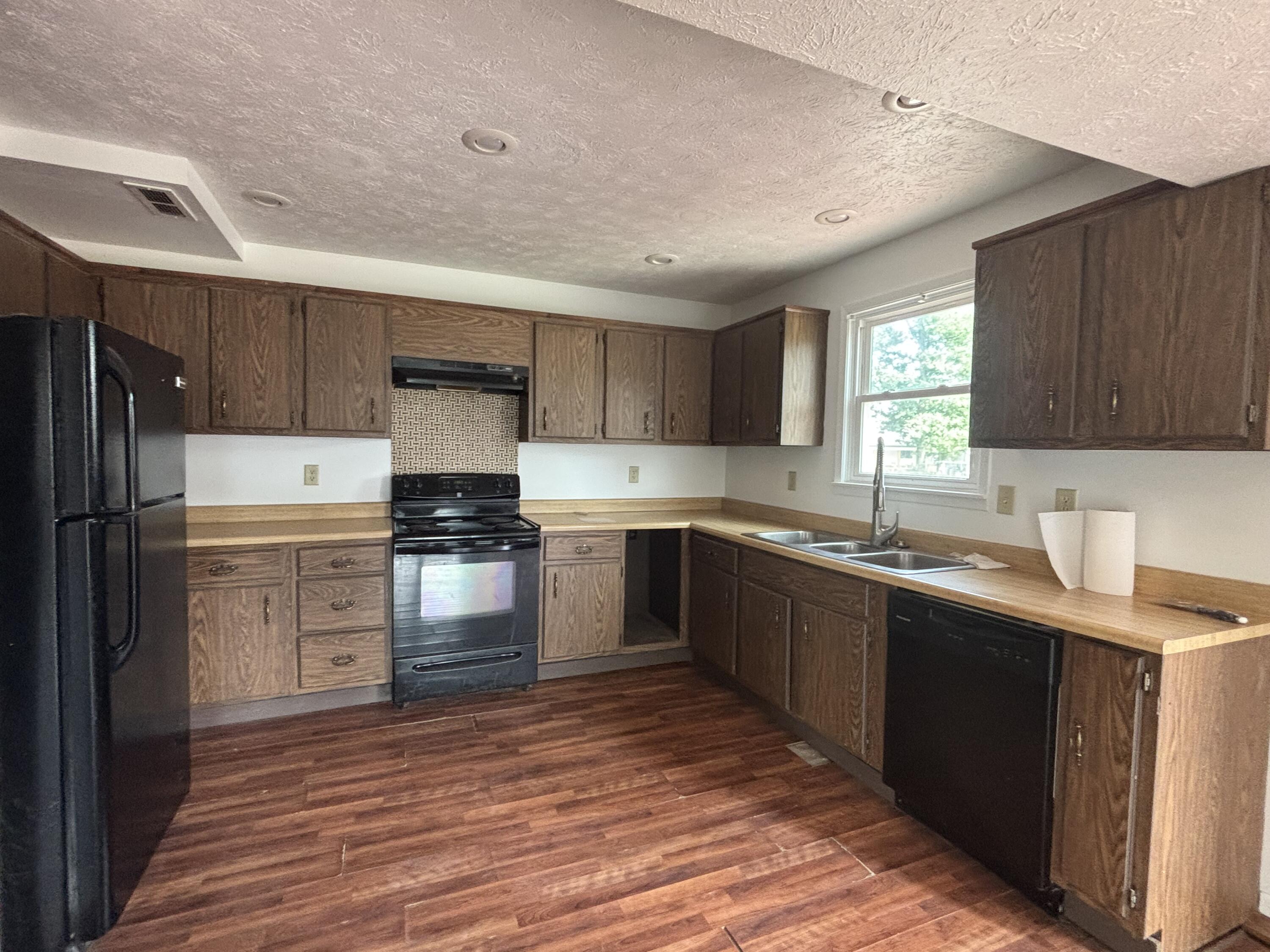 9010 State Route 368, Huntsville, Ohio 43324