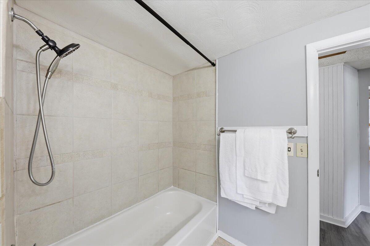 131 Hill, Urbana, Ohio 43078