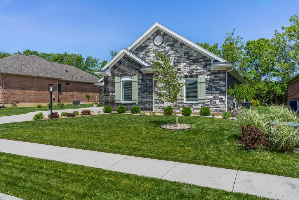 928 Millstone, Tipp City, Ohio 45371
