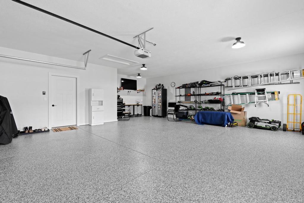 928 Millstone, Tipp City, Ohio 45371