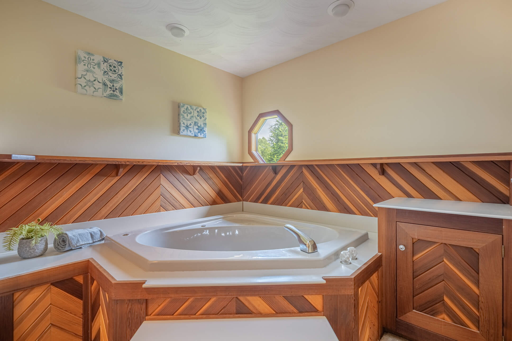 1424 Lake, New Carlisle, Ohio 45344