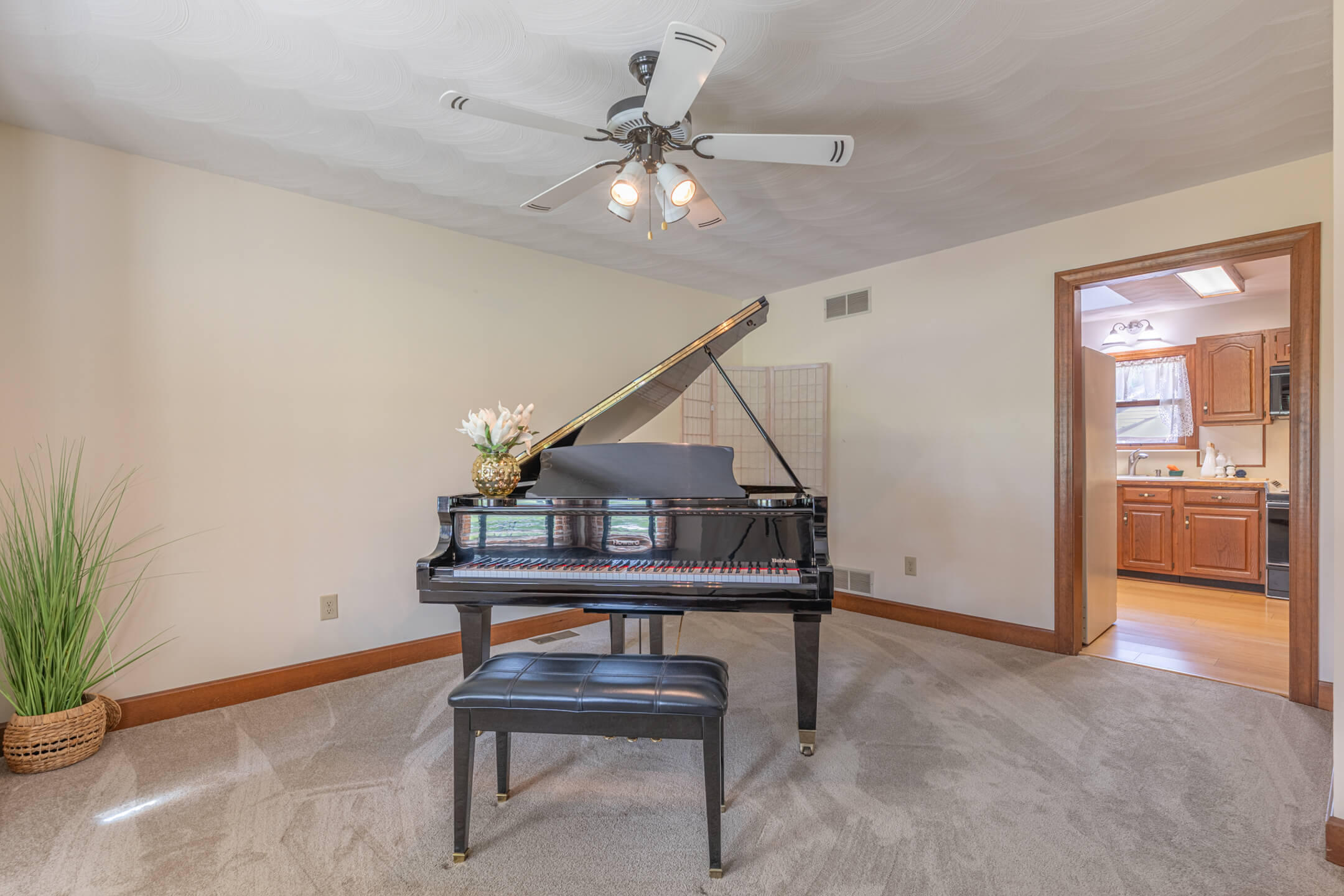 1424 Lake, New Carlisle, Ohio 45344