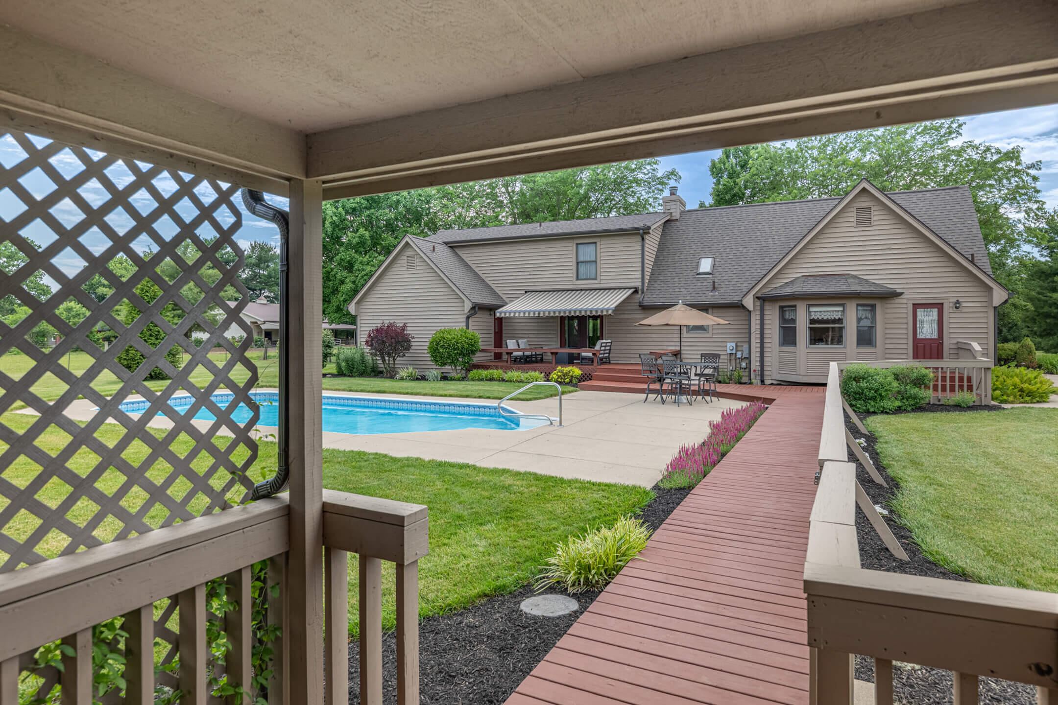 1424 Lake, New Carlisle, Ohio 45344