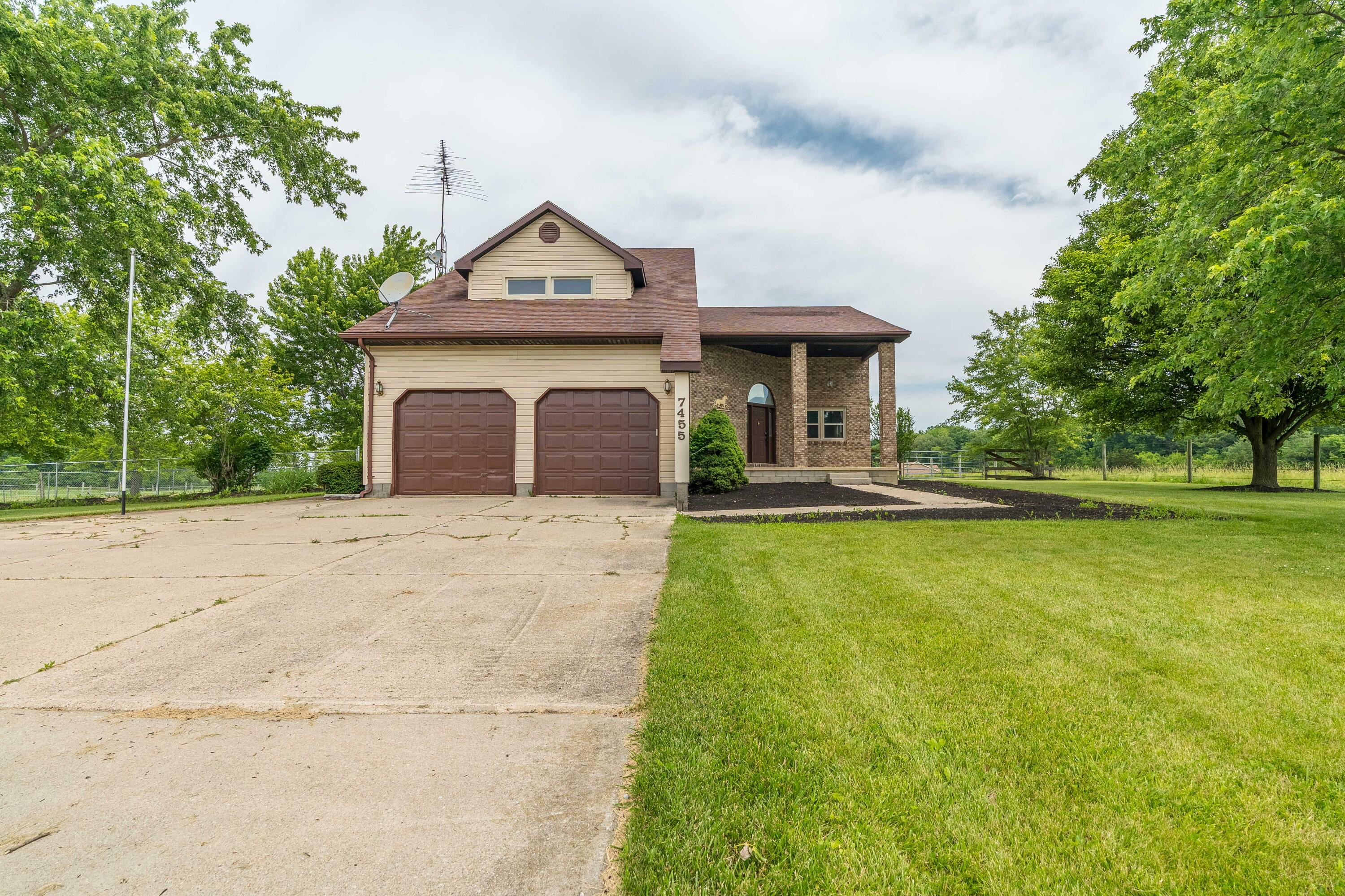 7455 Wright-Moyer, Sidney, Ohio 45365