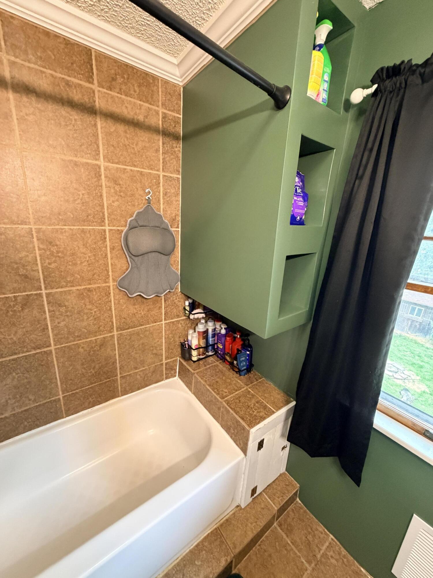 150 Englewood, Springfield, Ohio 45504