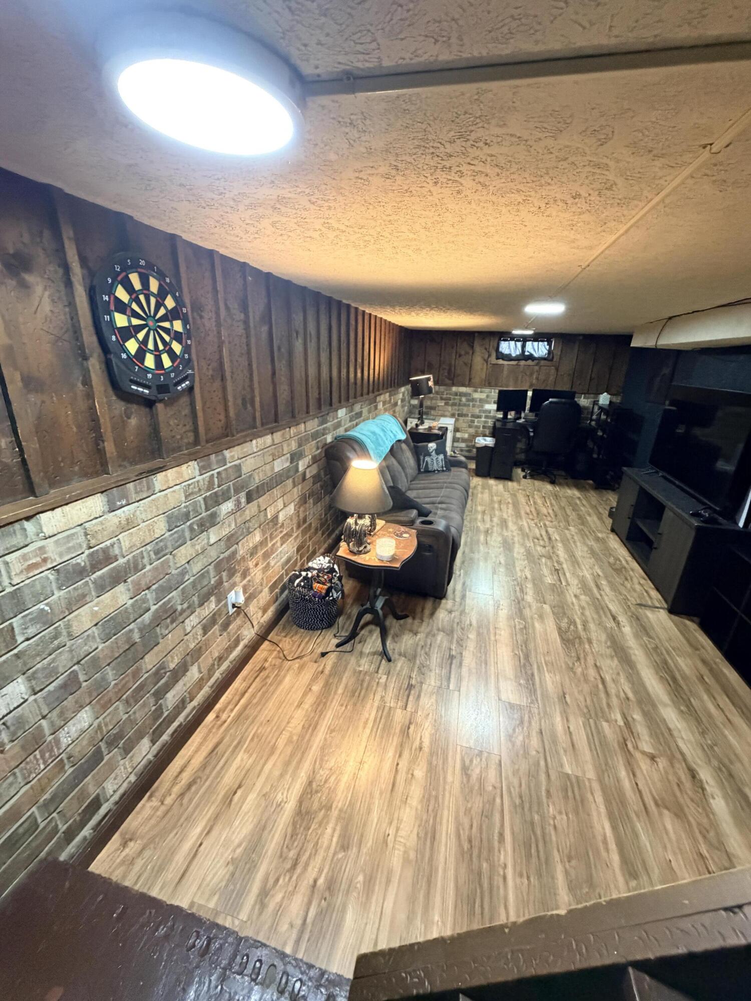 150 Englewood, Springfield, Ohio 45504
