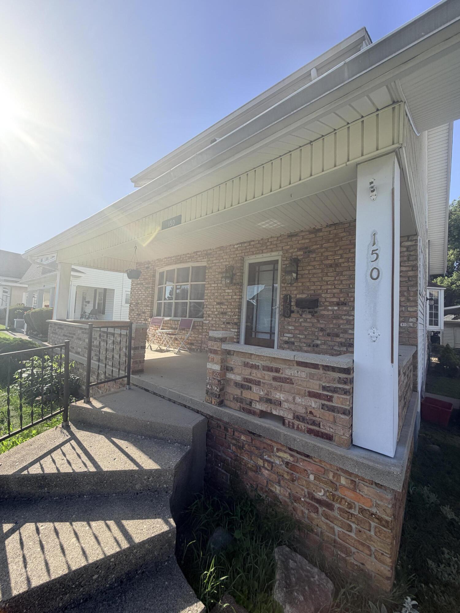 150 Englewood, Springfield, Ohio 45504