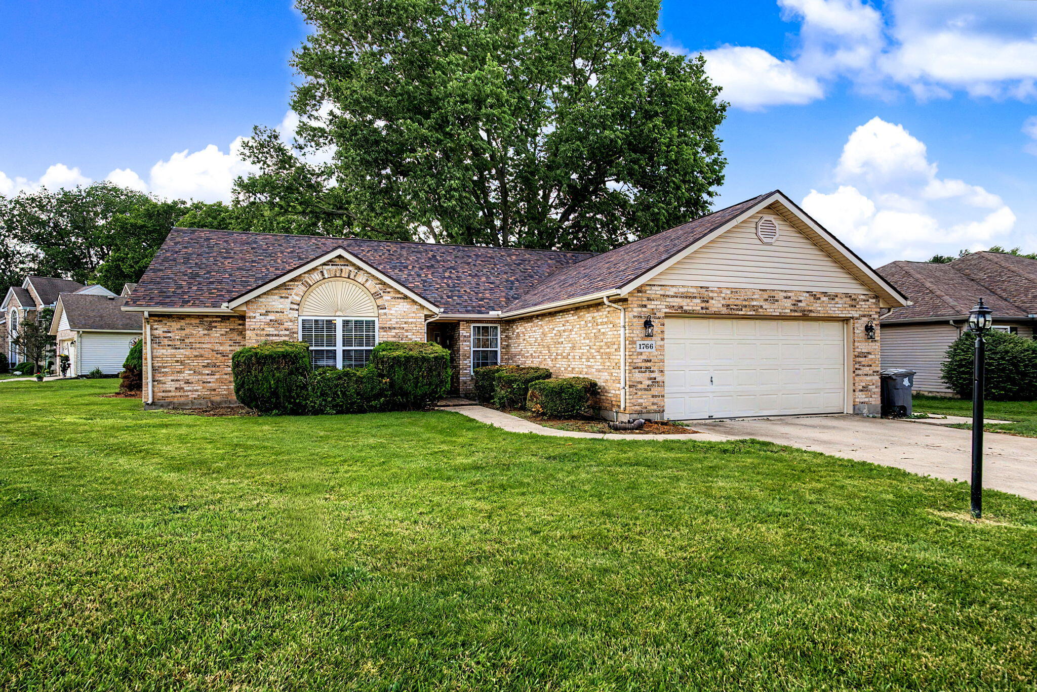 1766 Saratoga, Troy, Ohio 45373