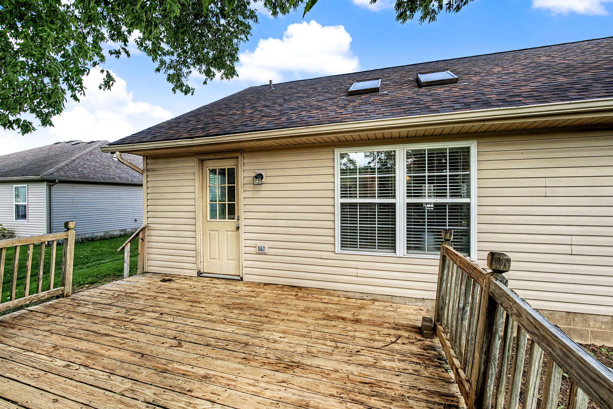 1766 Saratoga, Troy, Ohio 45373