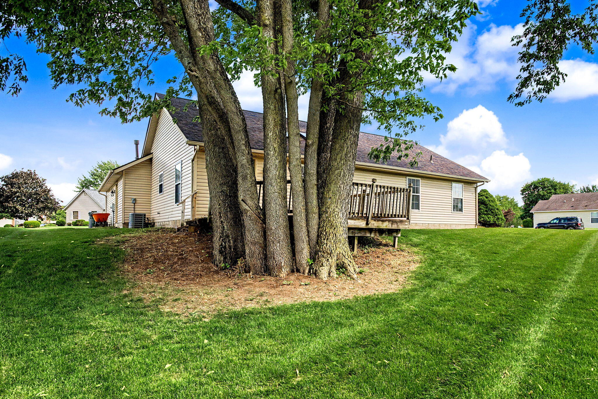 1766 Saratoga, Troy, Ohio 45373