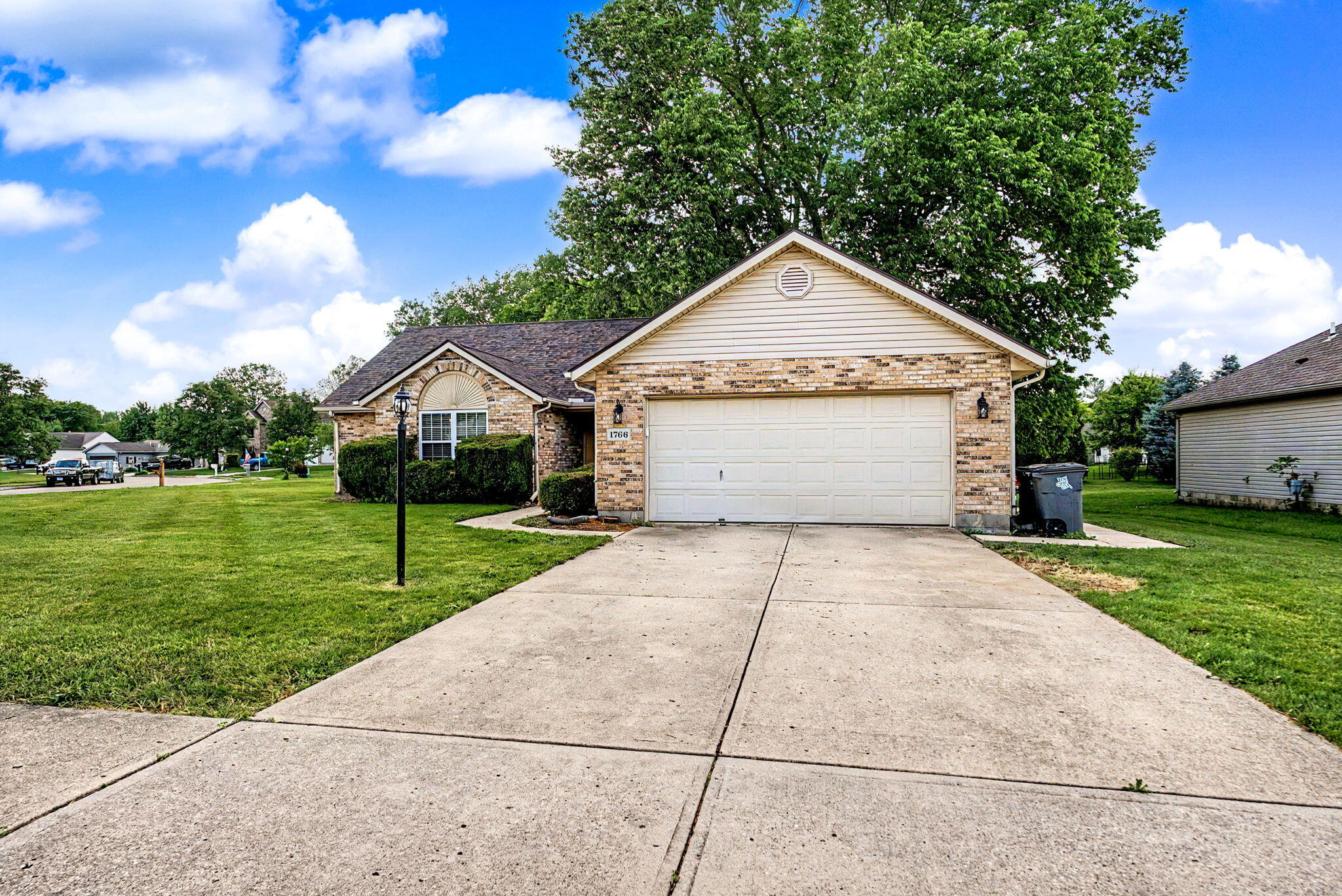 1766 Saratoga, Troy, Ohio 45373