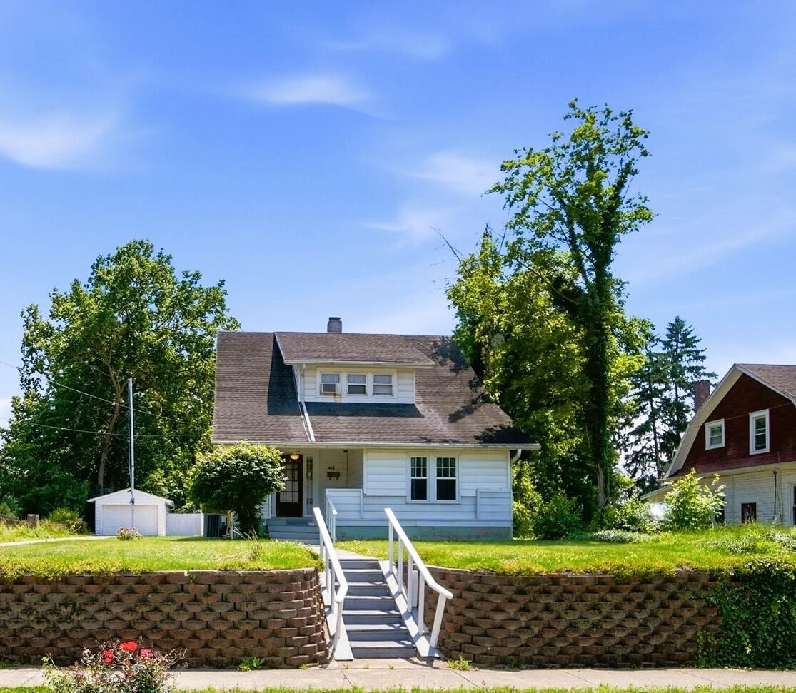 612 Madison, New Carlisle, Ohio 45344