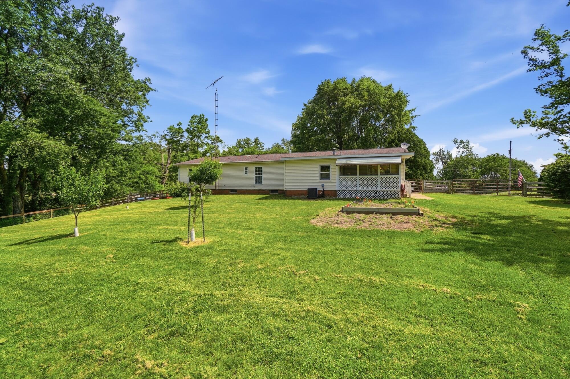 3751 Lundy, London, Ohio 43140