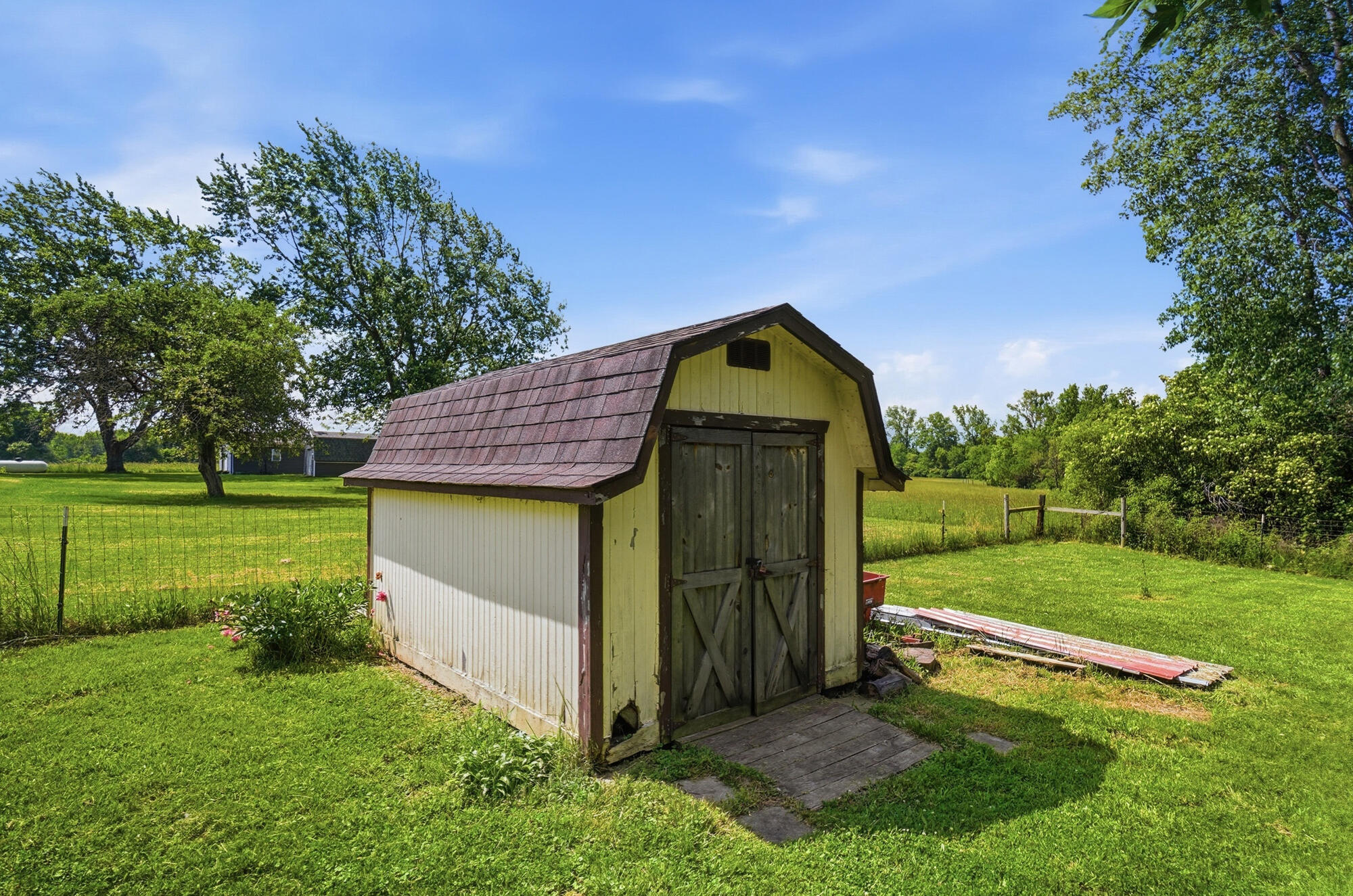 3751 Lundy, London, Ohio 43140