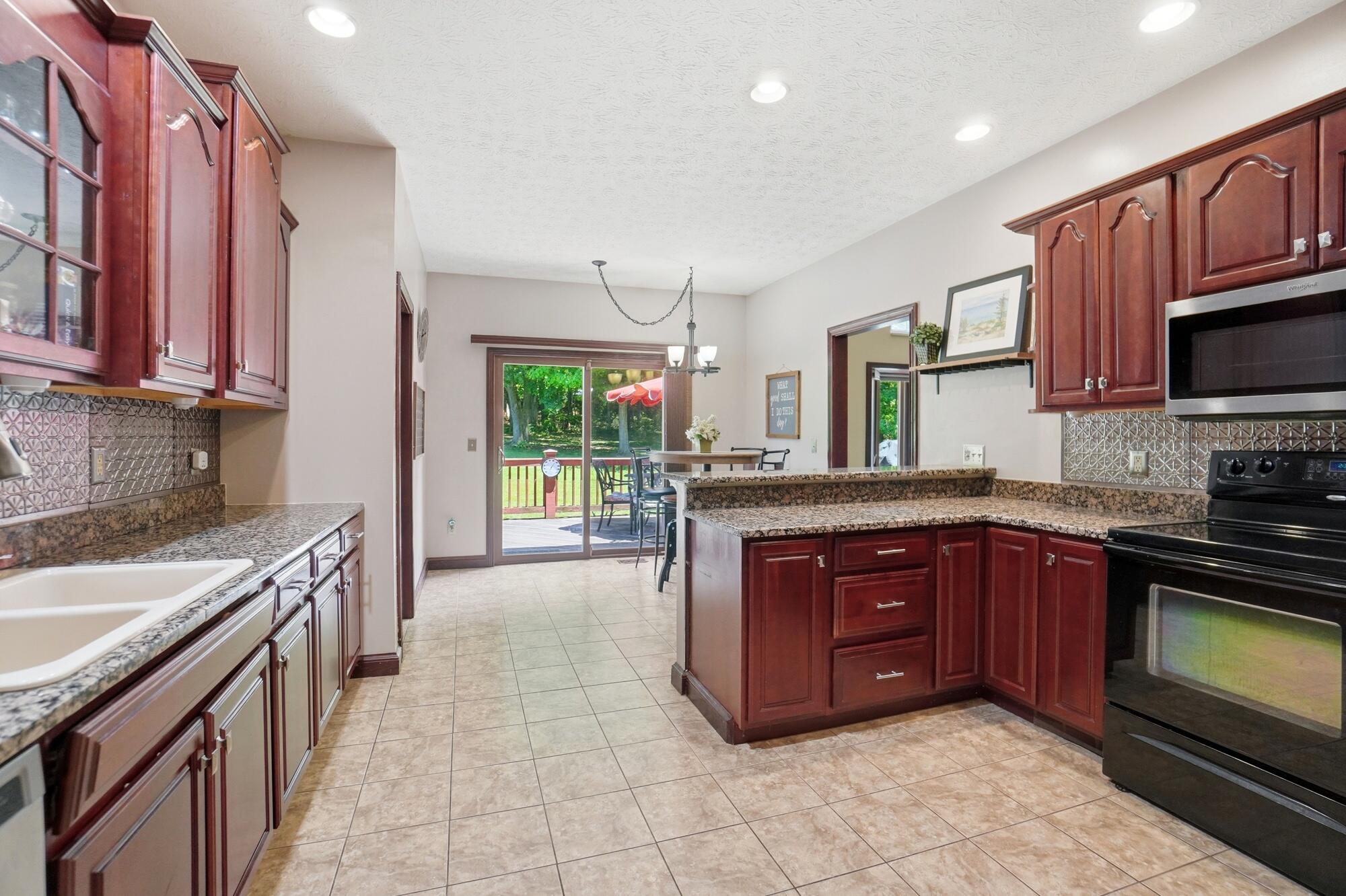 5700 Kizer, Springfield, Ohio 45502