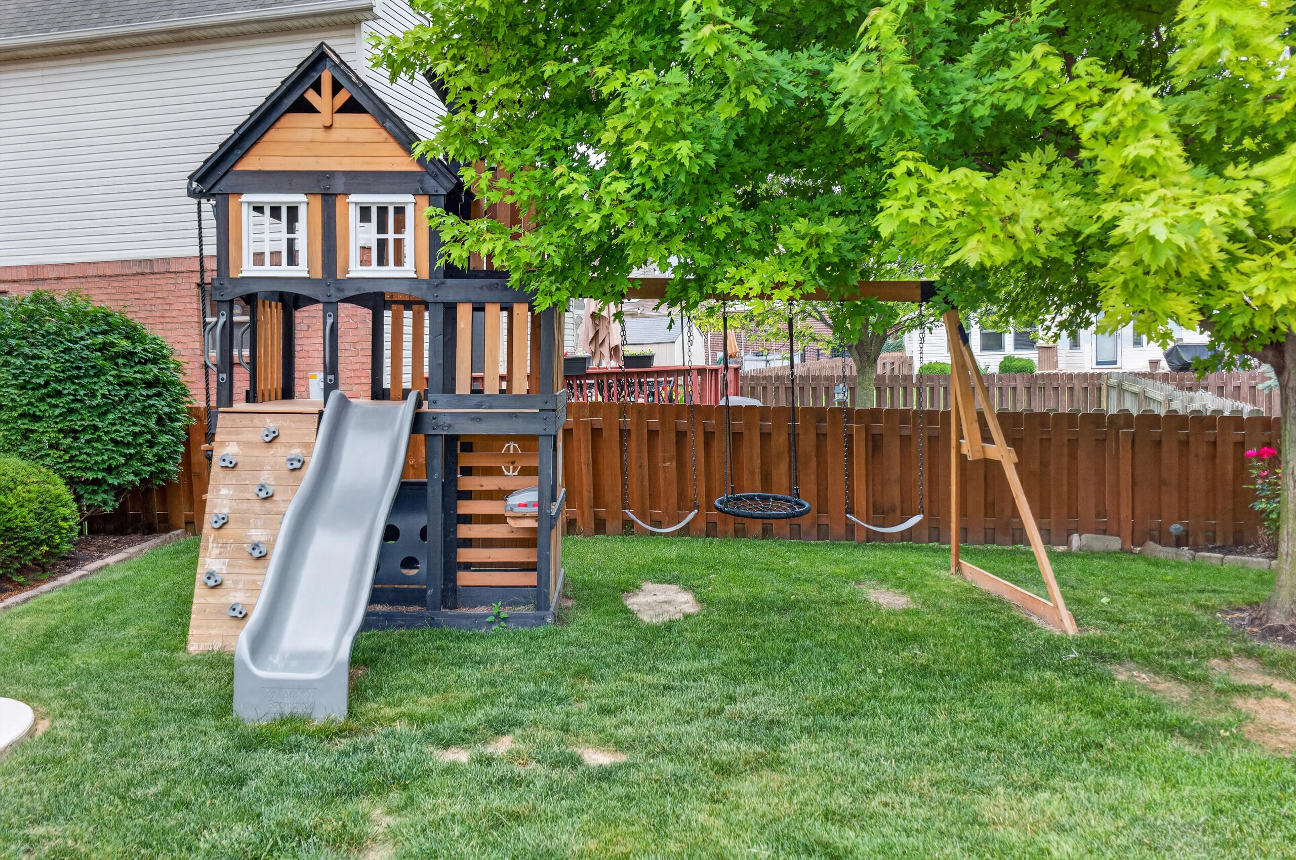 445 Clover Hill, Tipp City, Ohio 45371