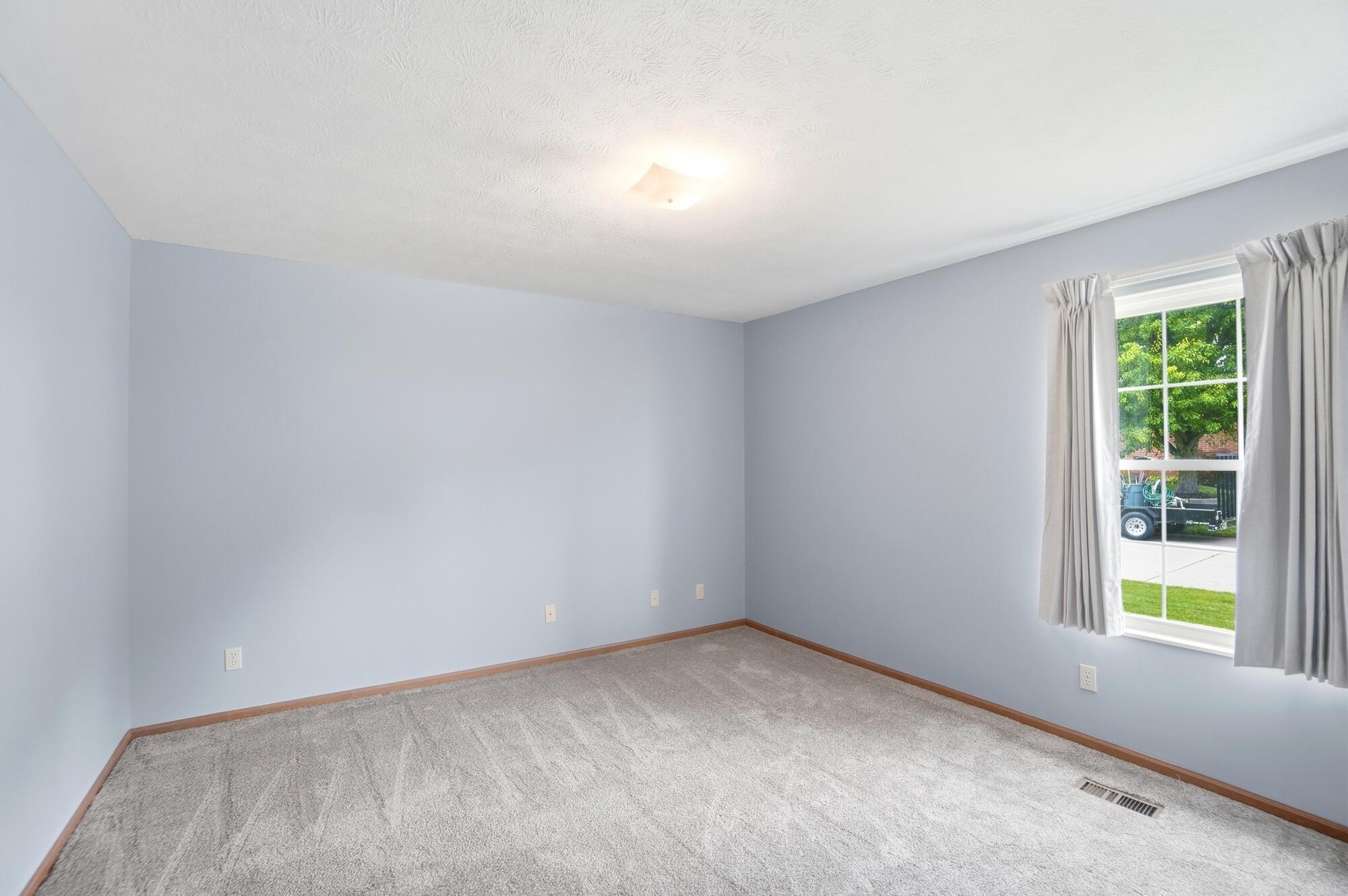 1167 Old Farm, Springfield, Ohio 45503