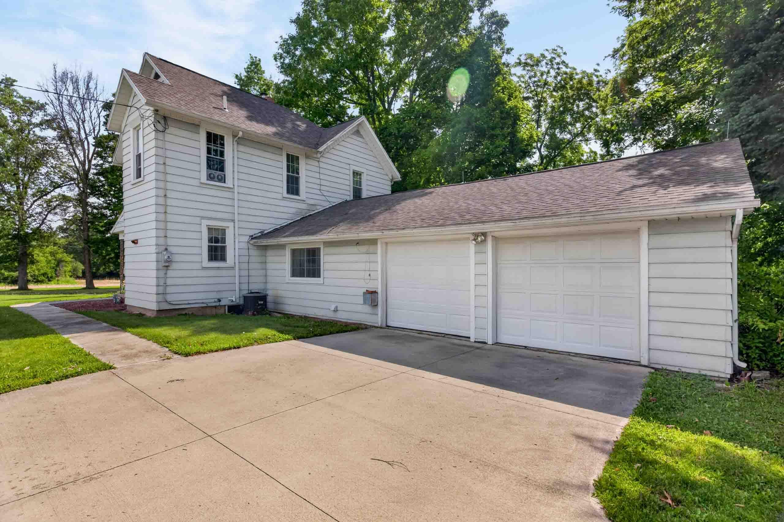 3100 Wapakoneta, Lima, Ohio 45806