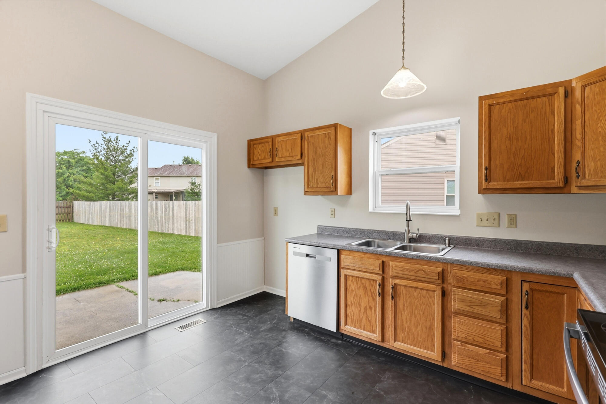 2780 Barnhill, Xenia, Ohio 45385