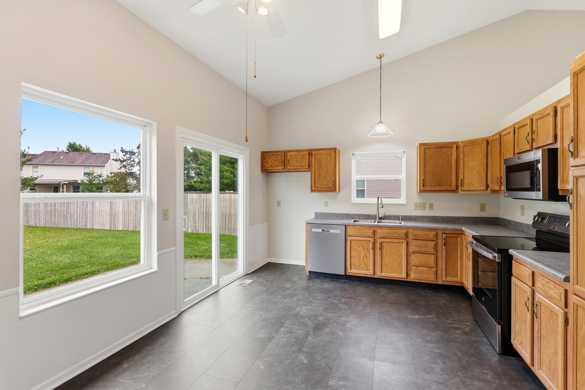 2780 Barnhill, Xenia, Ohio 45385