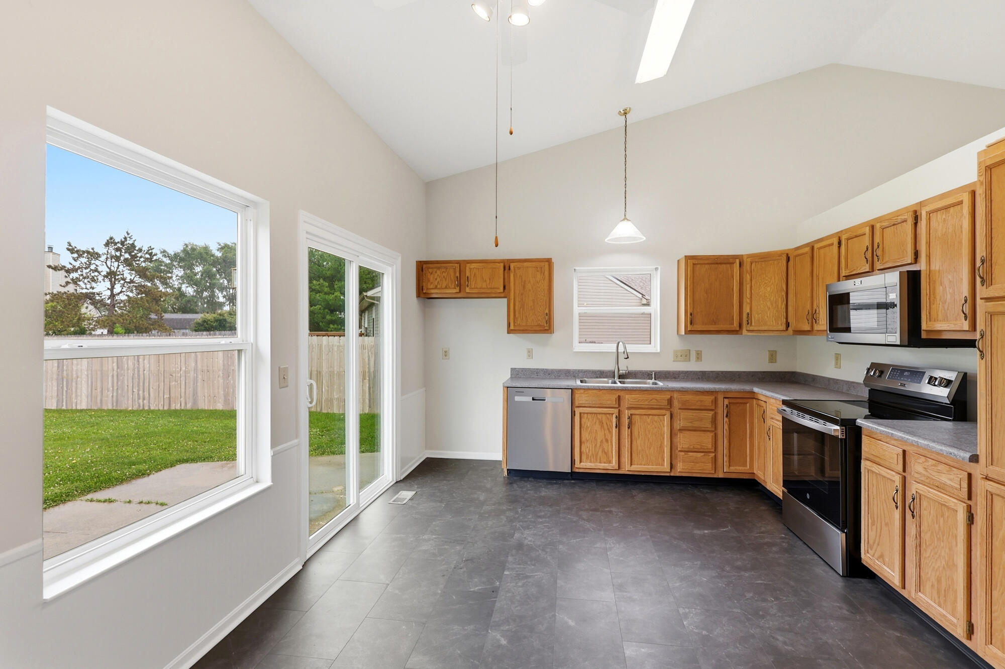 2780 Barnhill, Xenia, Ohio 45385