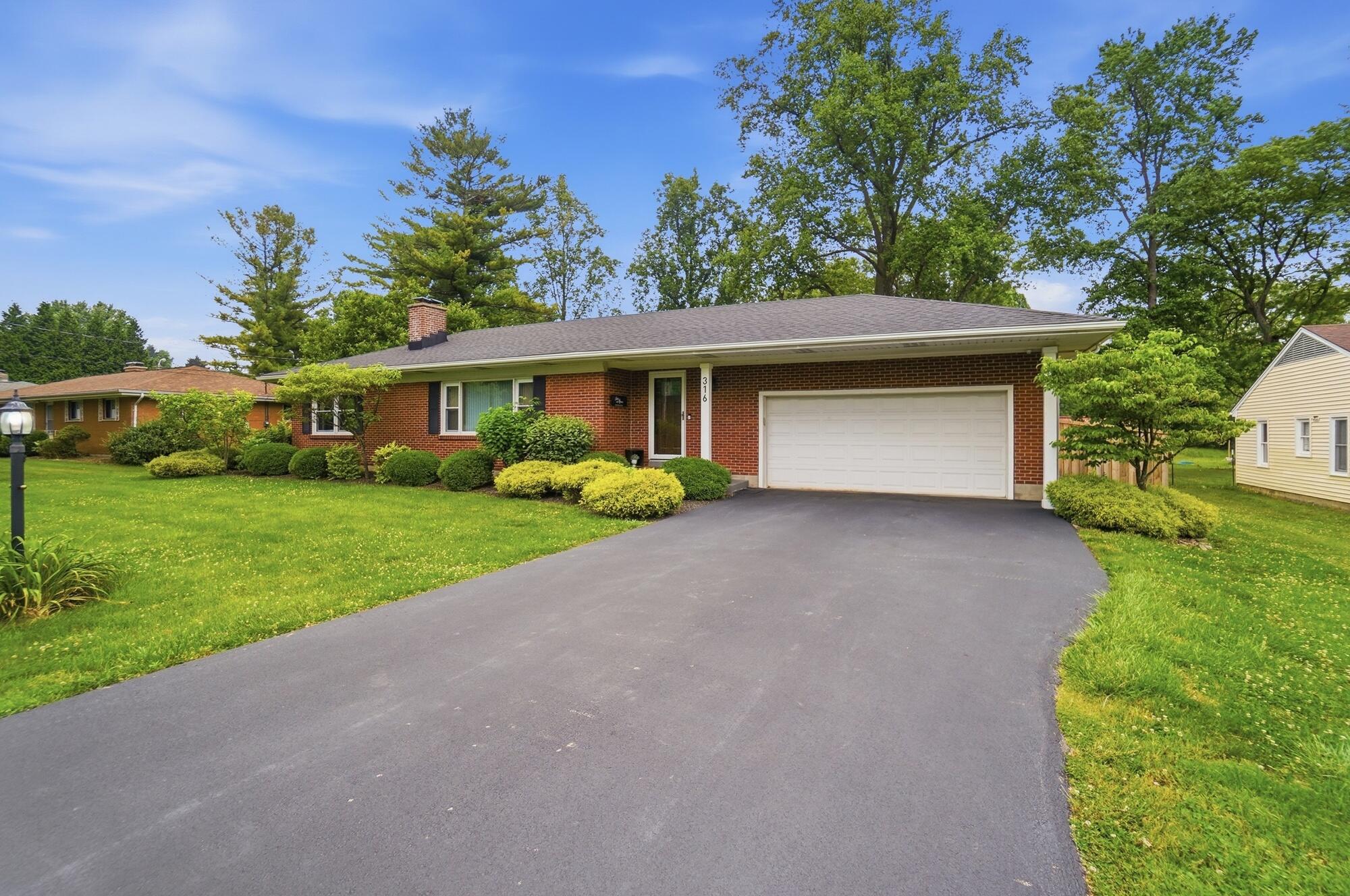 316 Tecumseh, Springfield, Ohio 45506