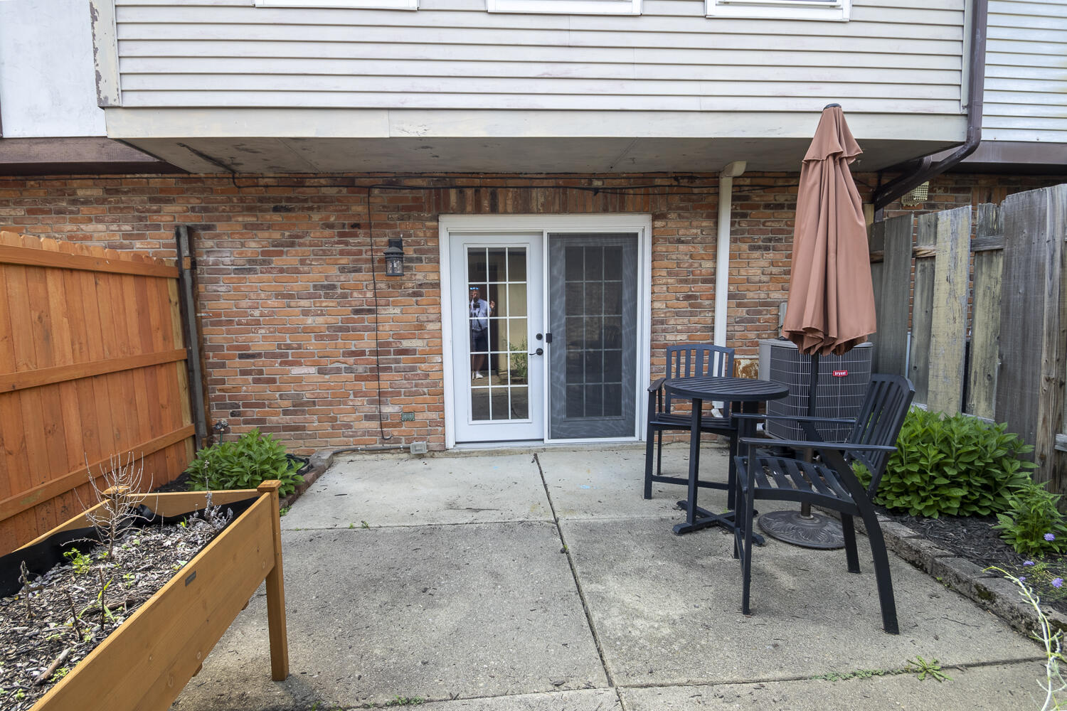 3116 El Camino, Springfield, Ohio 45503