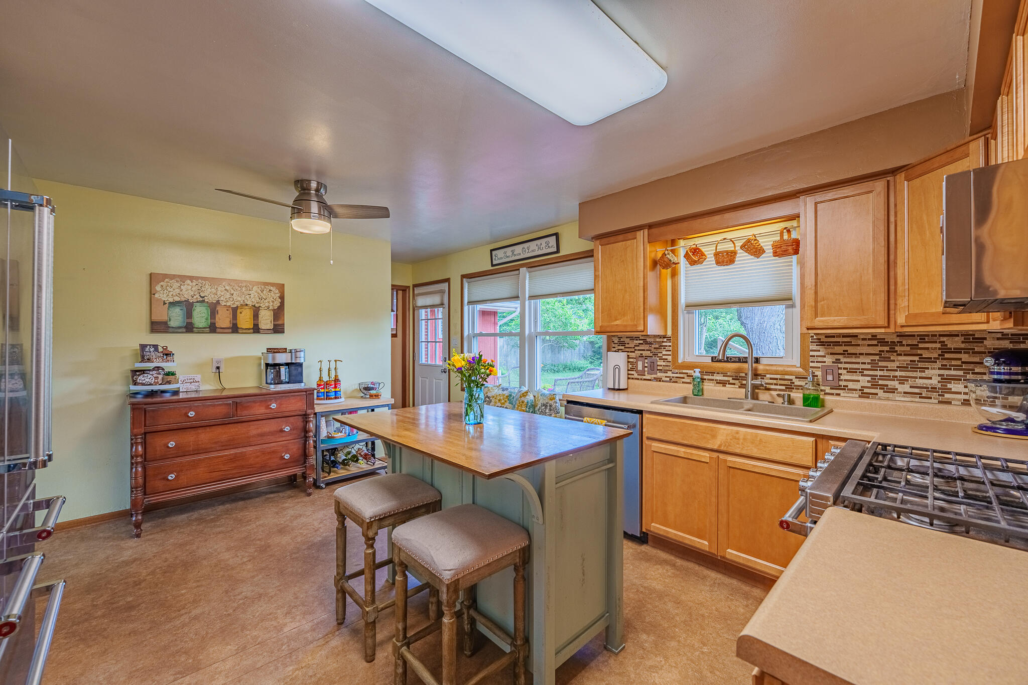 23 Dronfield, Troy, Ohio 45373