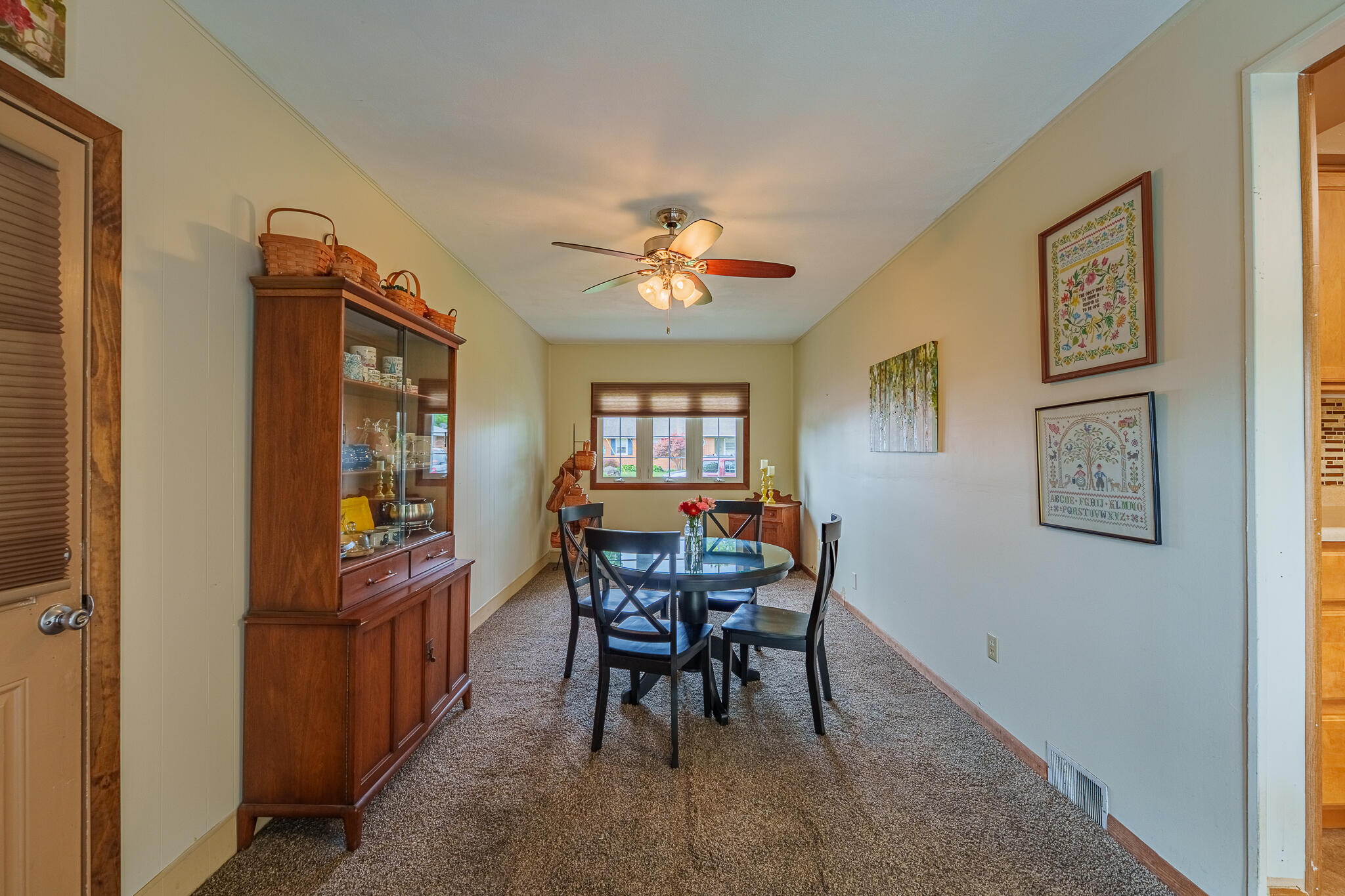 23 Dronfield, Troy, Ohio 45373