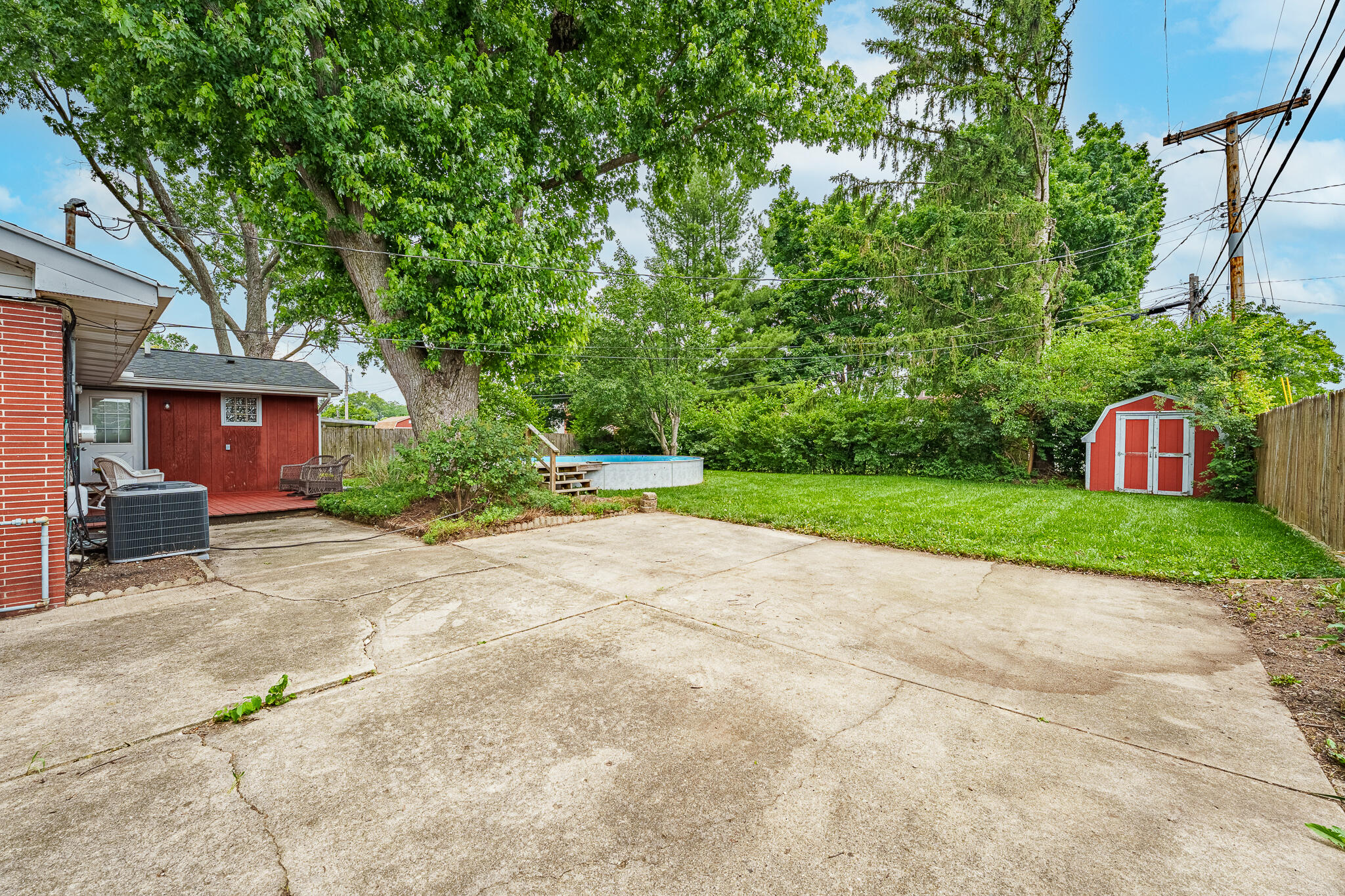 23 Dronfield, Troy, Ohio 45373