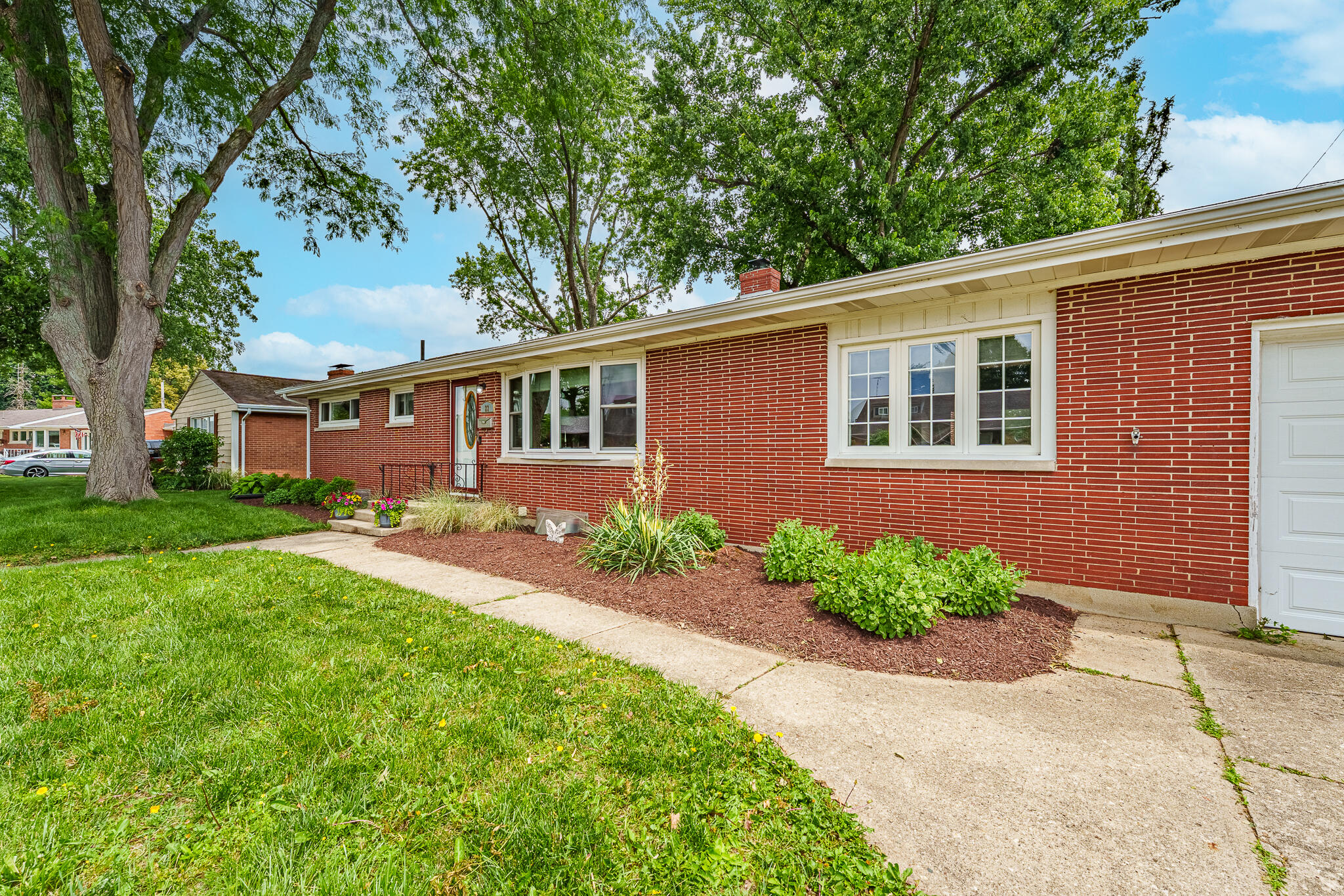 23 Dronfield, Troy, Ohio 45373