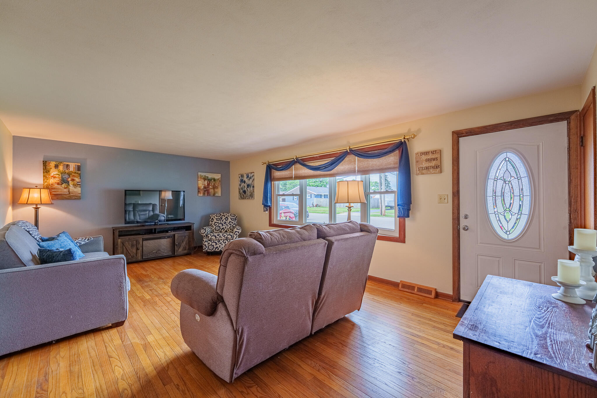23 Dronfield, Troy, Ohio 45373