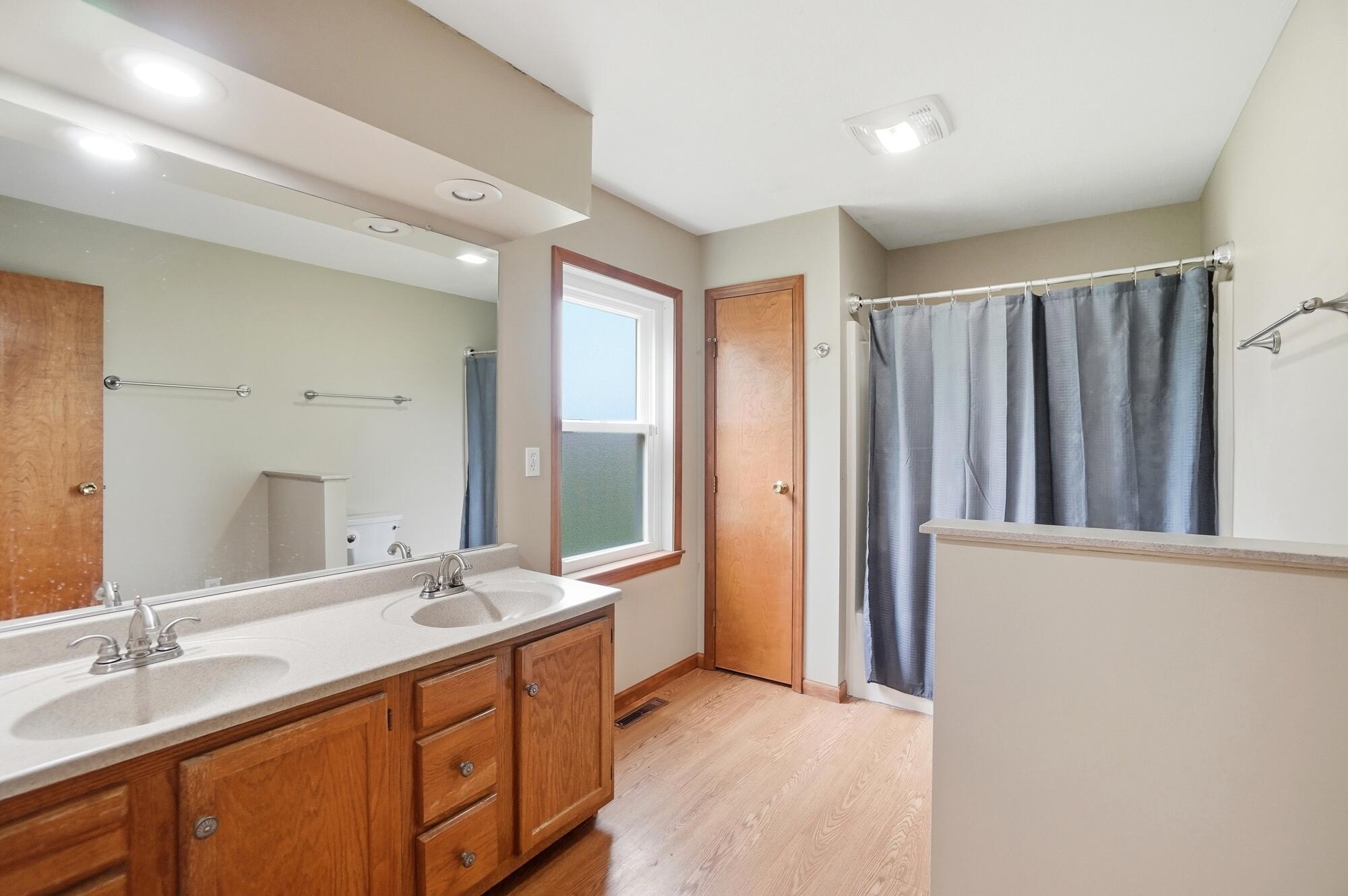1710 Irvin, Jamestown, Ohio 45335