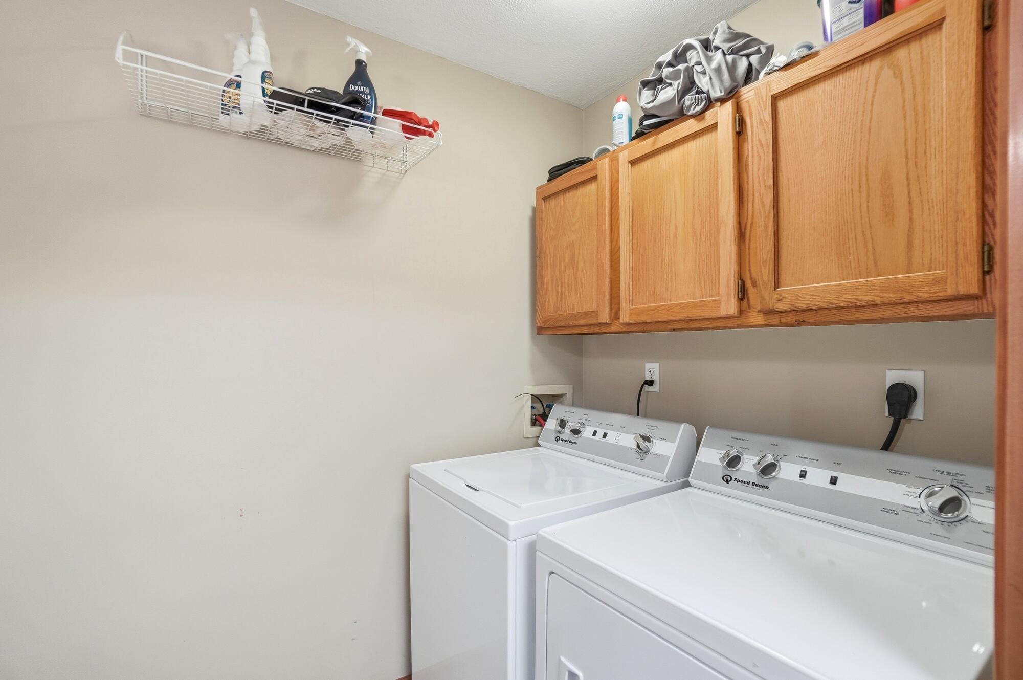 1710 Irvin, Jamestown, Ohio 45335