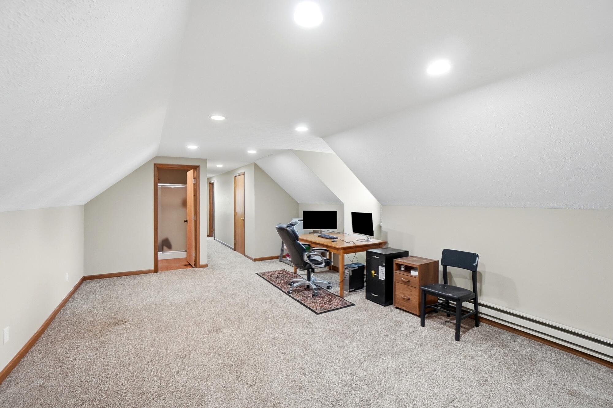 1710 Irvin, Jamestown, Ohio 45335