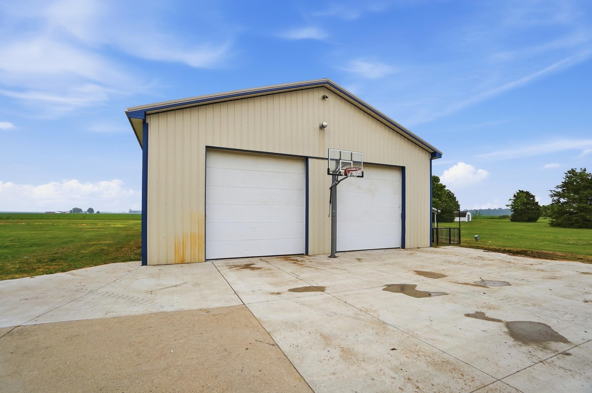1710 Irvin, Jamestown, Ohio 45335
