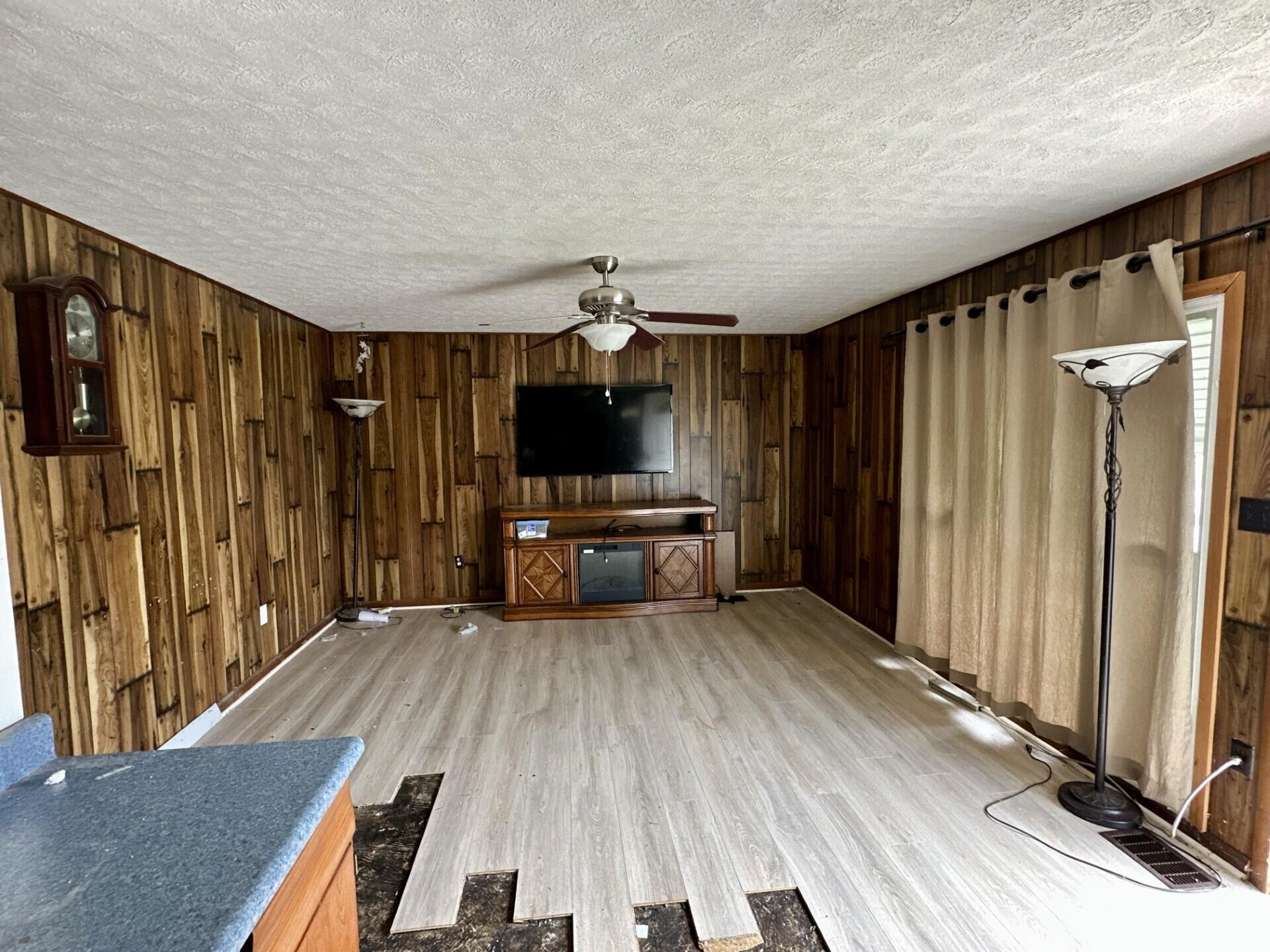 1295 June, Xenia, Ohio 45385