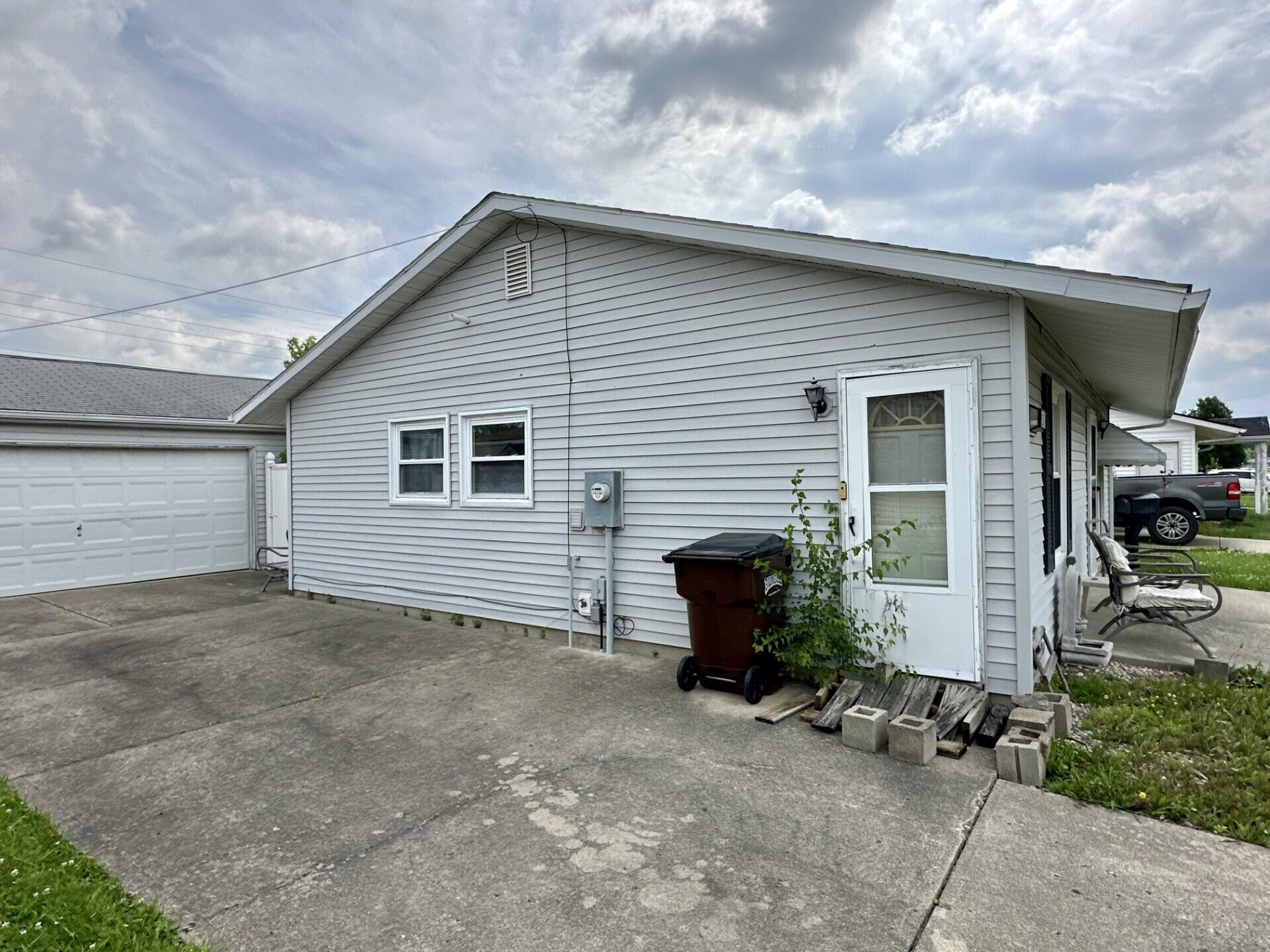 1295 June, Xenia, Ohio 45385