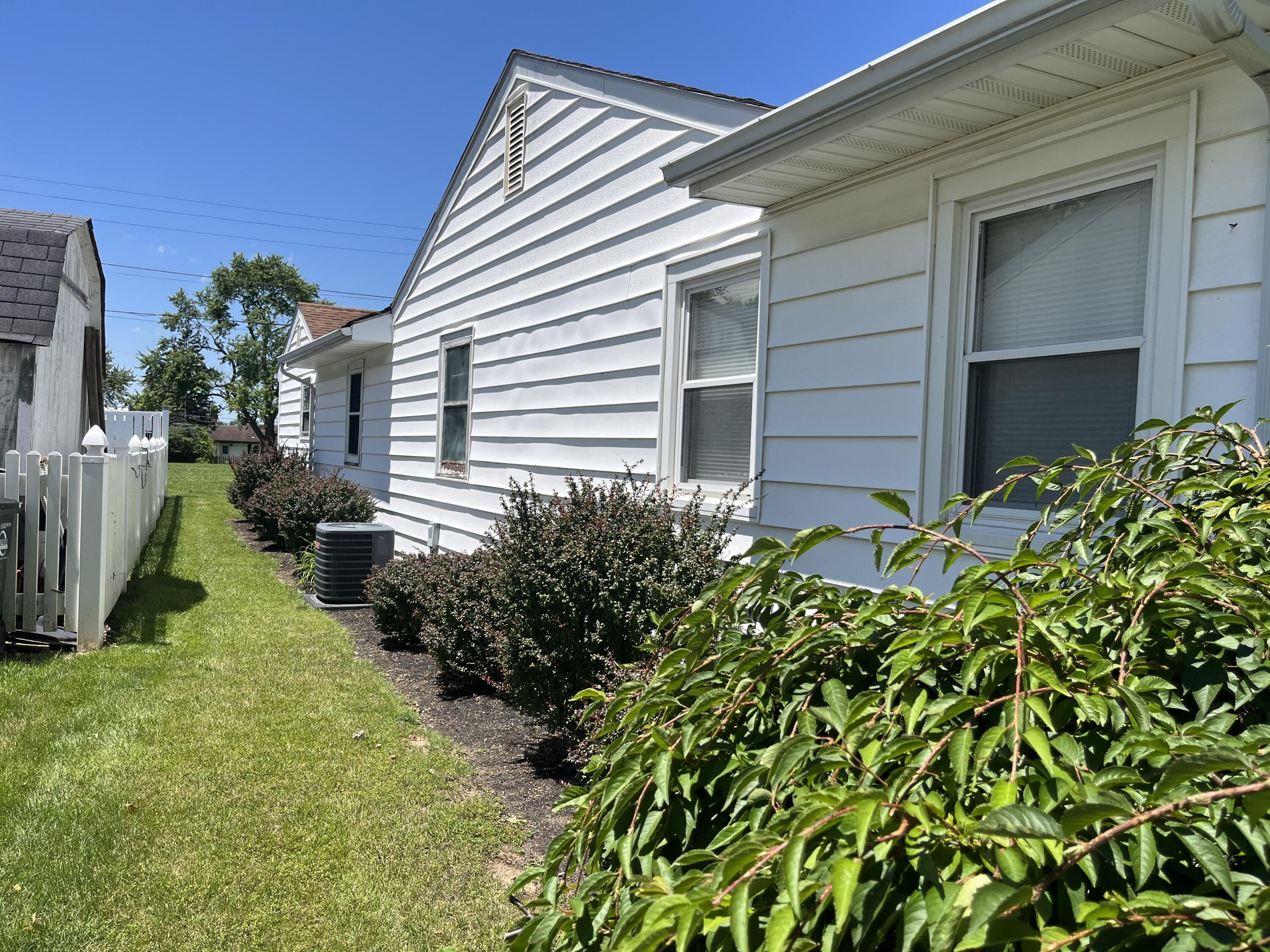 1512 Grimes, Urbana, Ohio 43078
