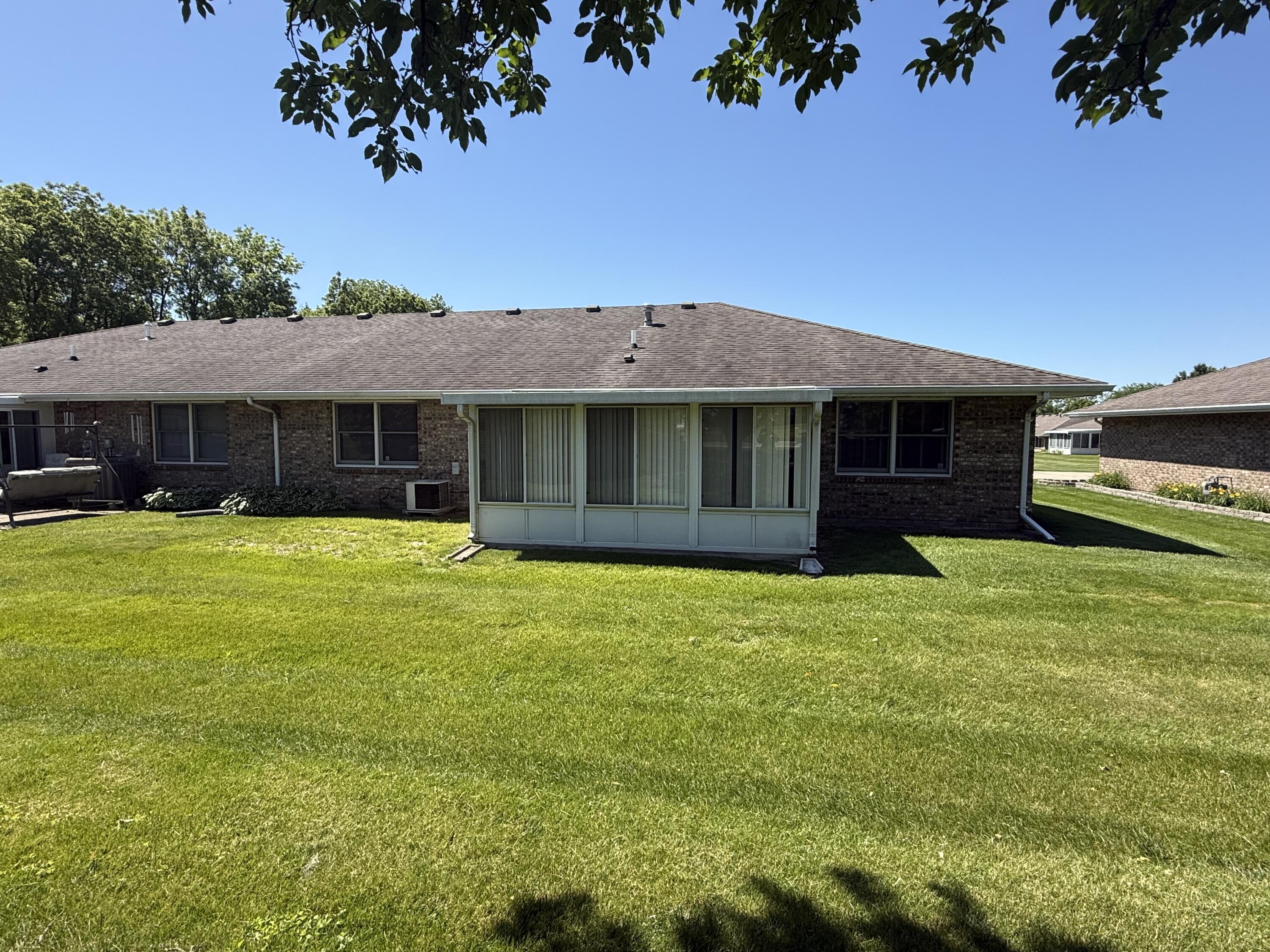 4936 Brannan, Springfield, Ohio 45502
