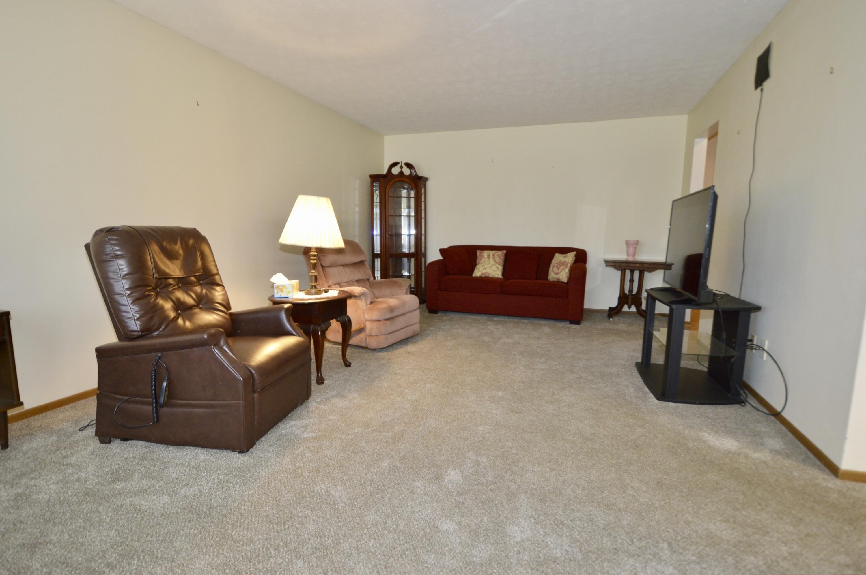 4936 Brannan, Springfield, Ohio 45502