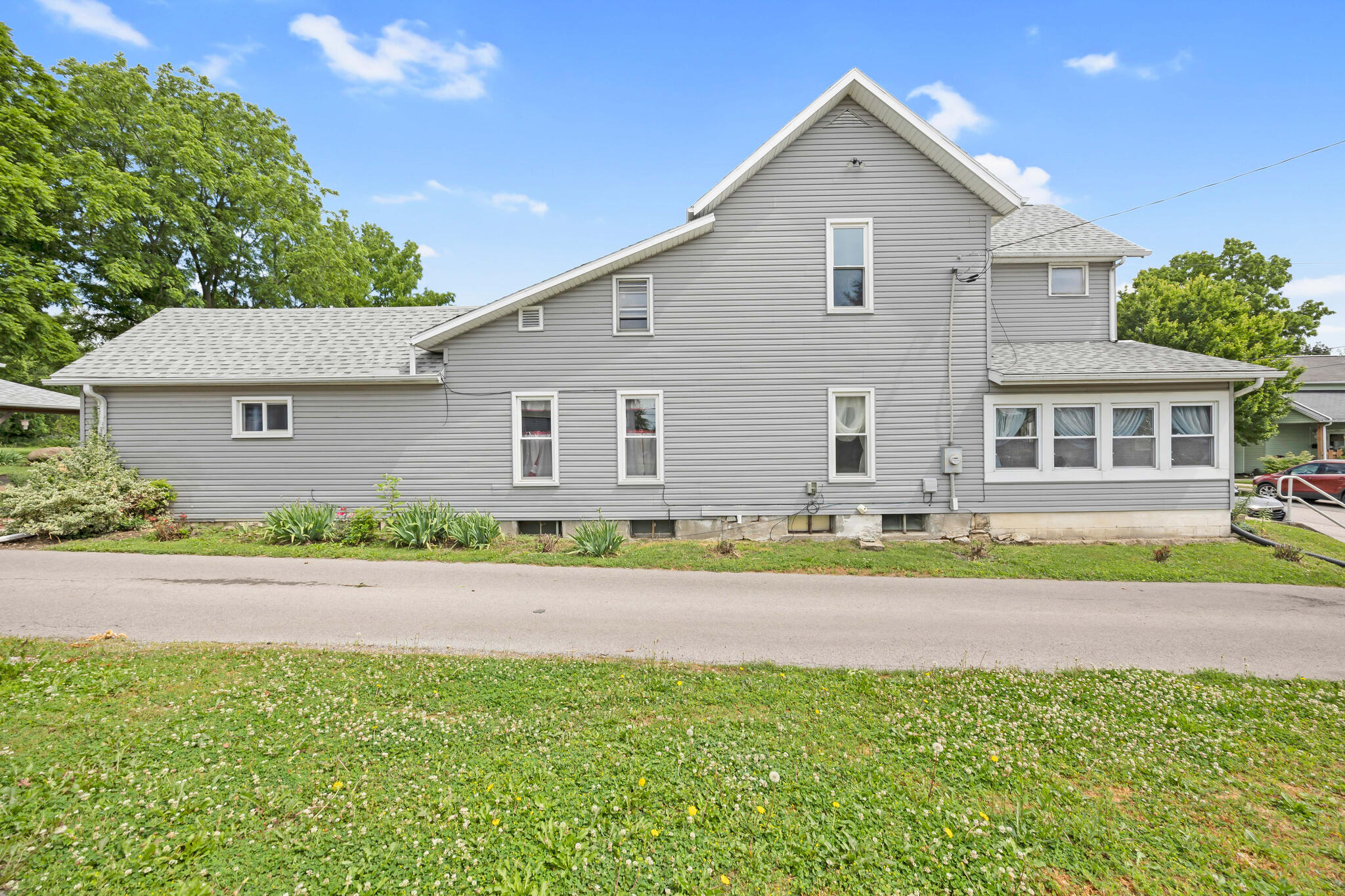 109 Springhill, Bellefontaine, Ohio 43311