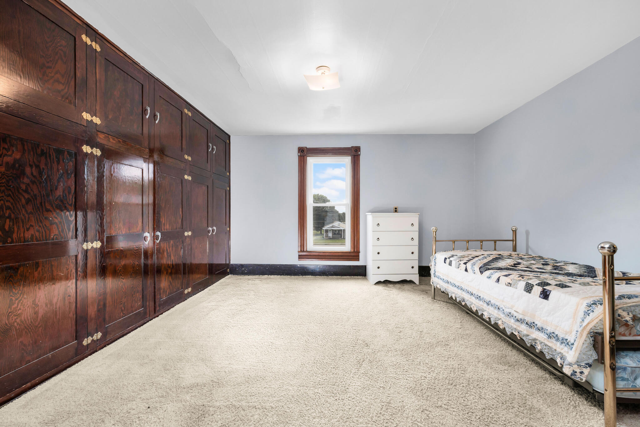 109 Springhill, Bellefontaine, Ohio 43311