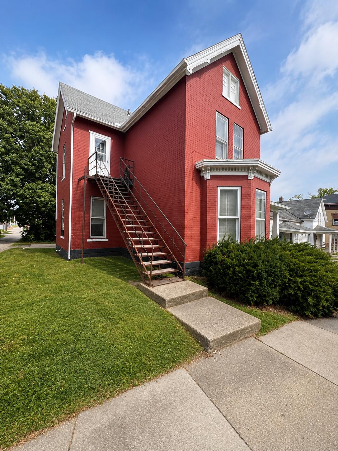 21 Lagonda, Springfield, Ohio 45503