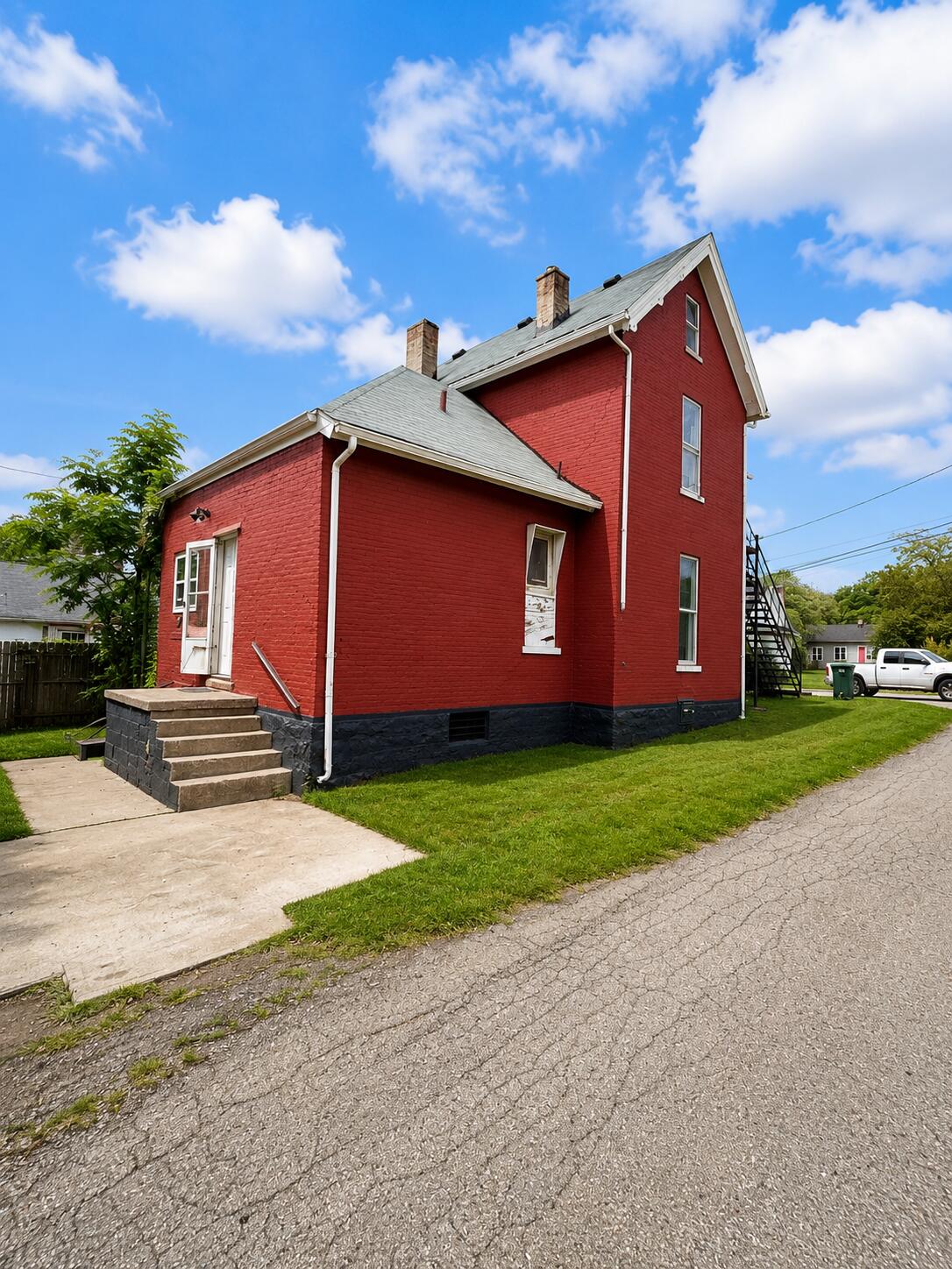 21 Lagonda, Springfield, Ohio 45503